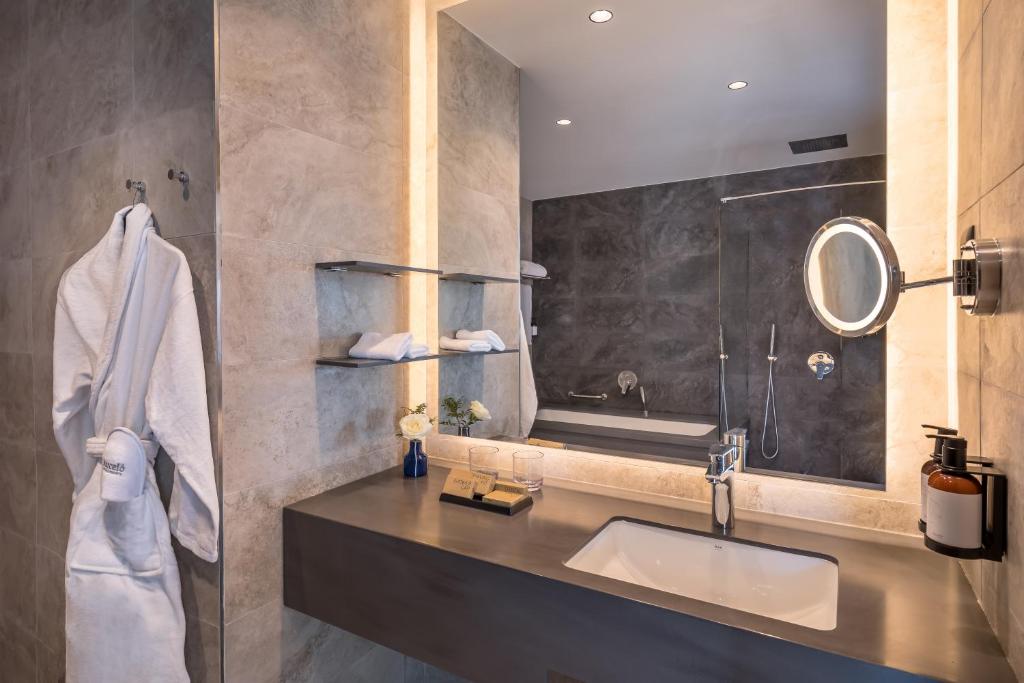 Double or Twin Premium