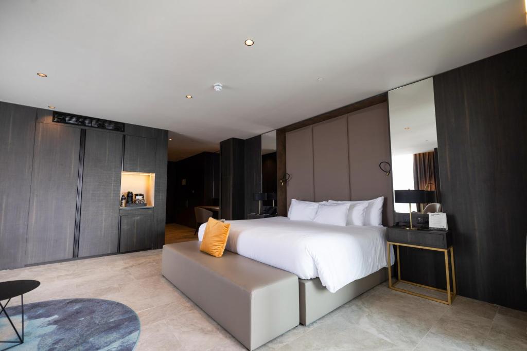 Double or Twin Premium