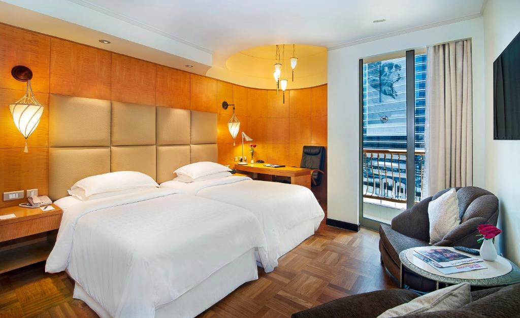 Double Classic City View