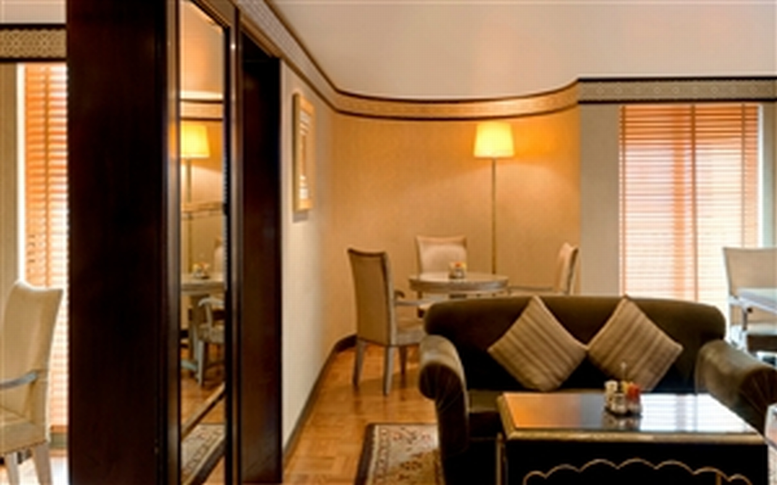 Single Club City View