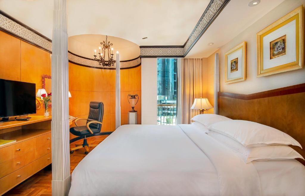 Family Room Standard