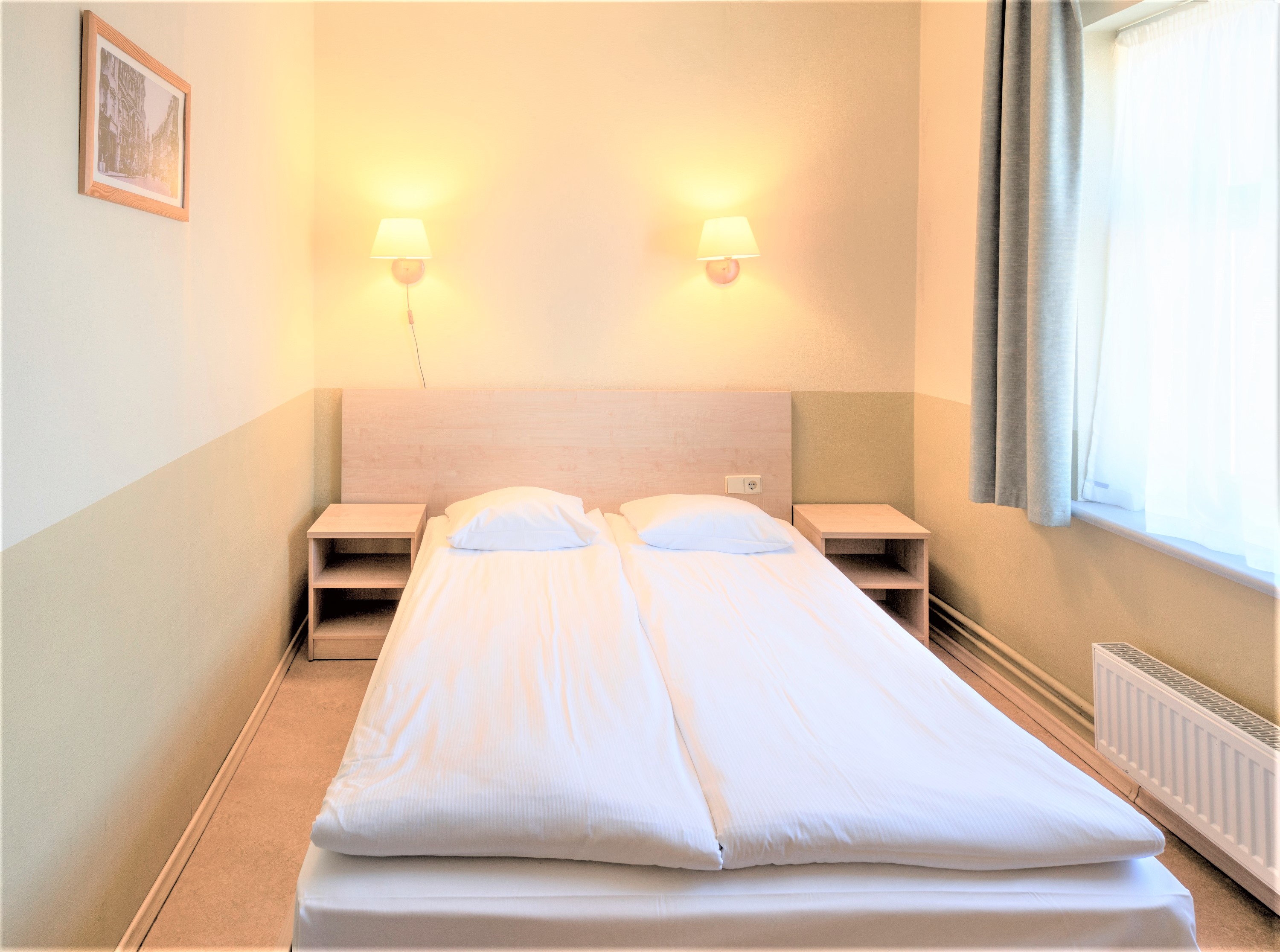 Double or Twin Standard