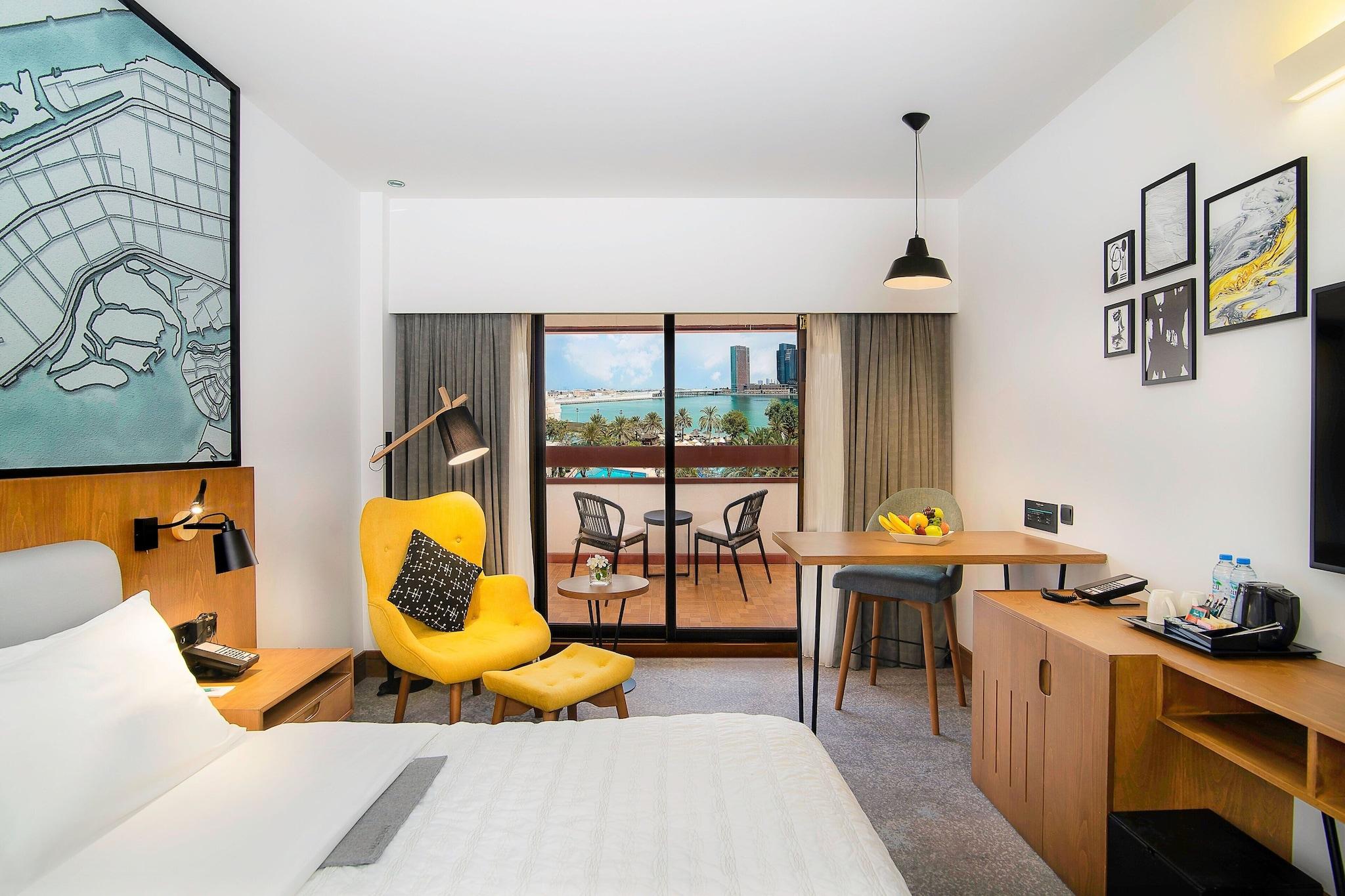 Double Club King Bed