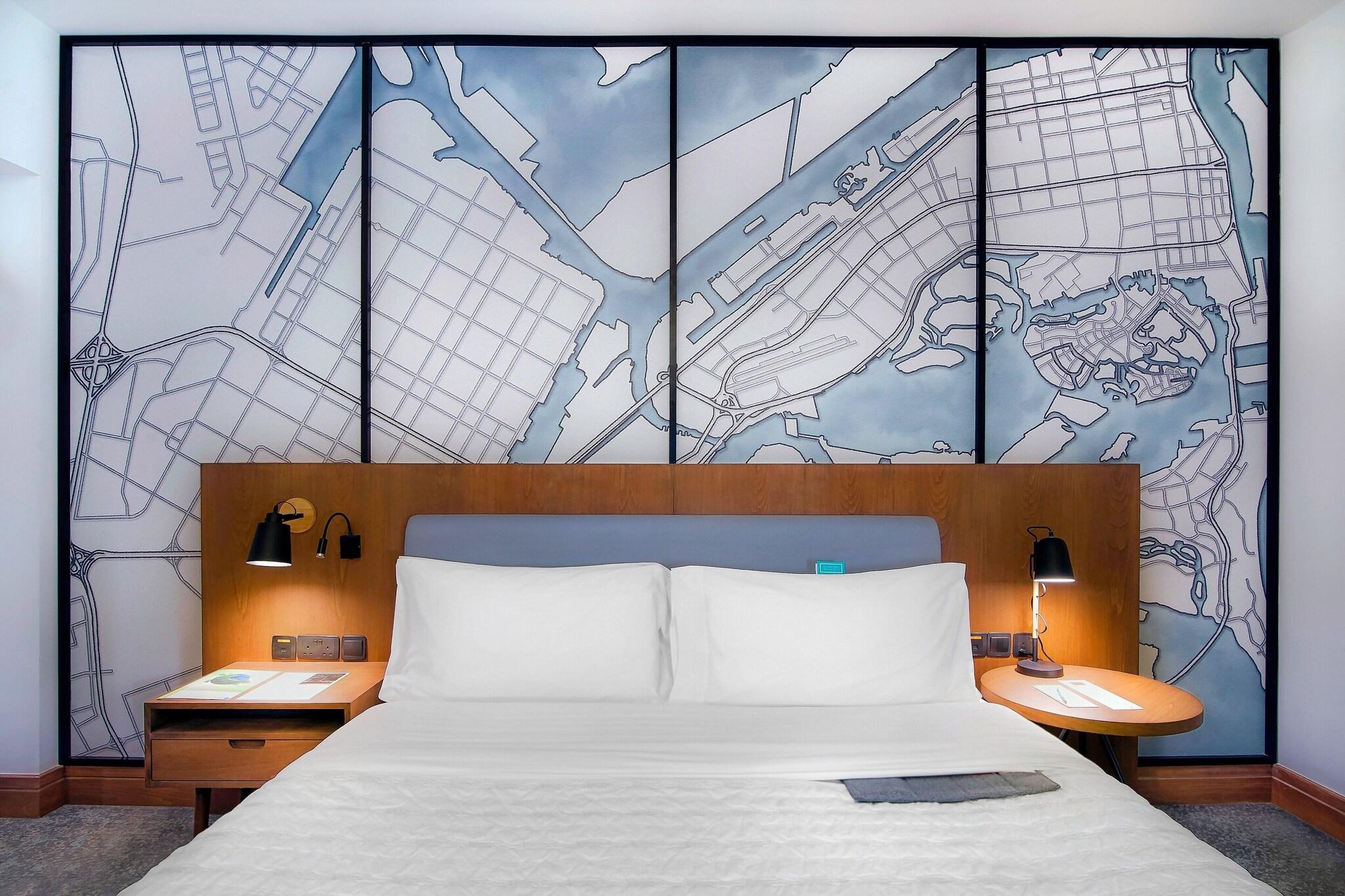 Double Club King Bed