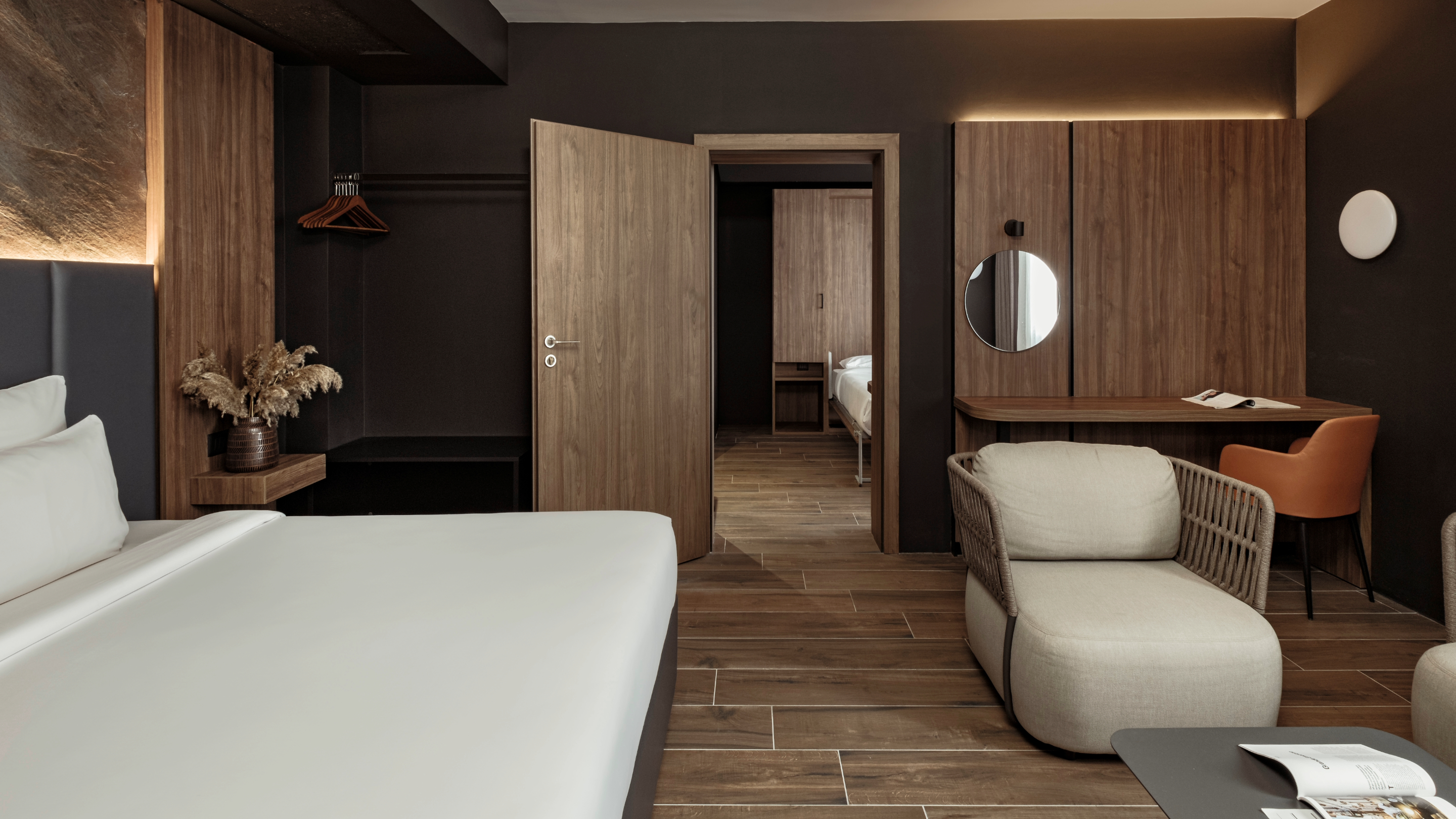 Family Room Deluxe Land View