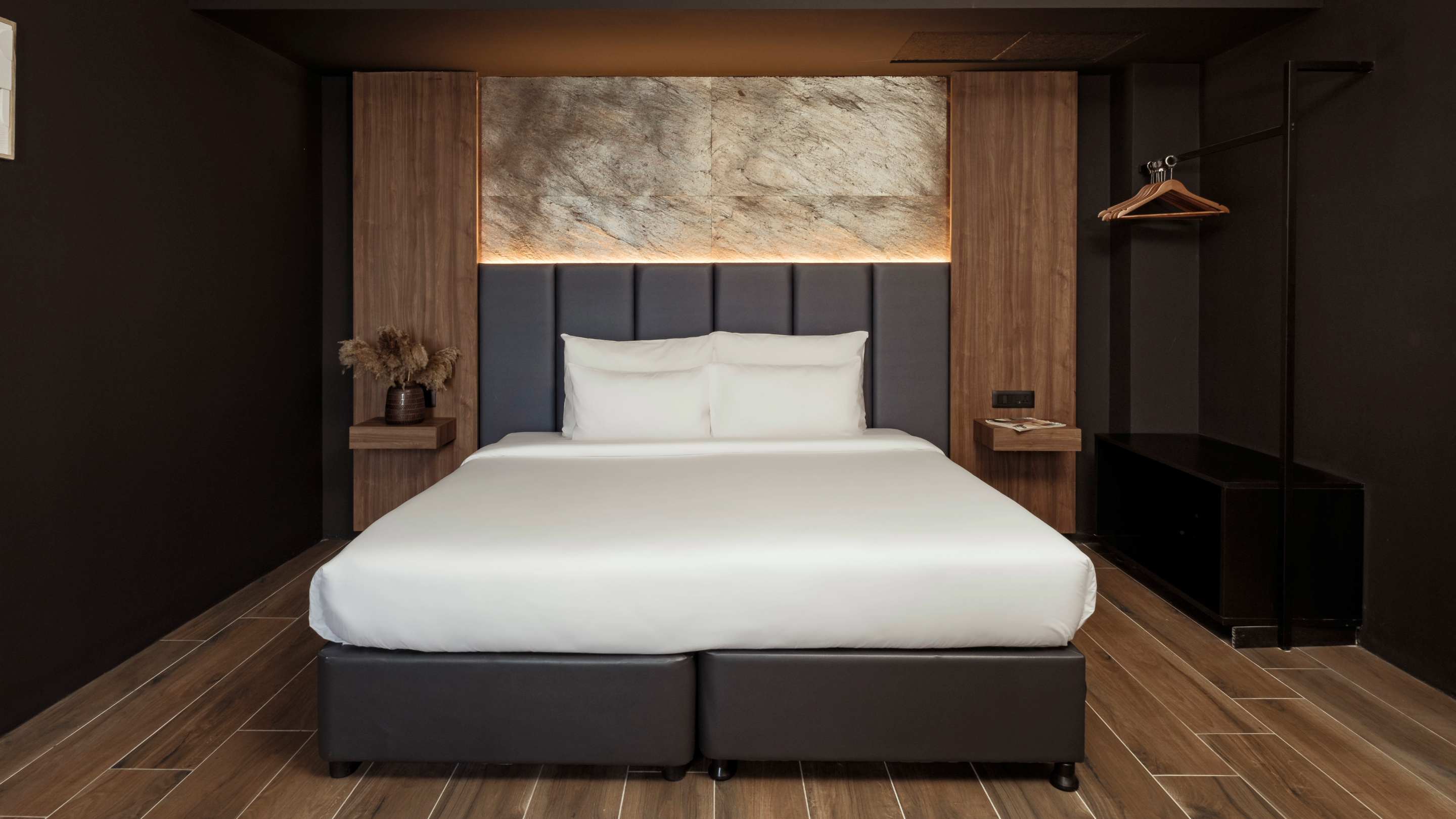 Family Room Deluxe Land View