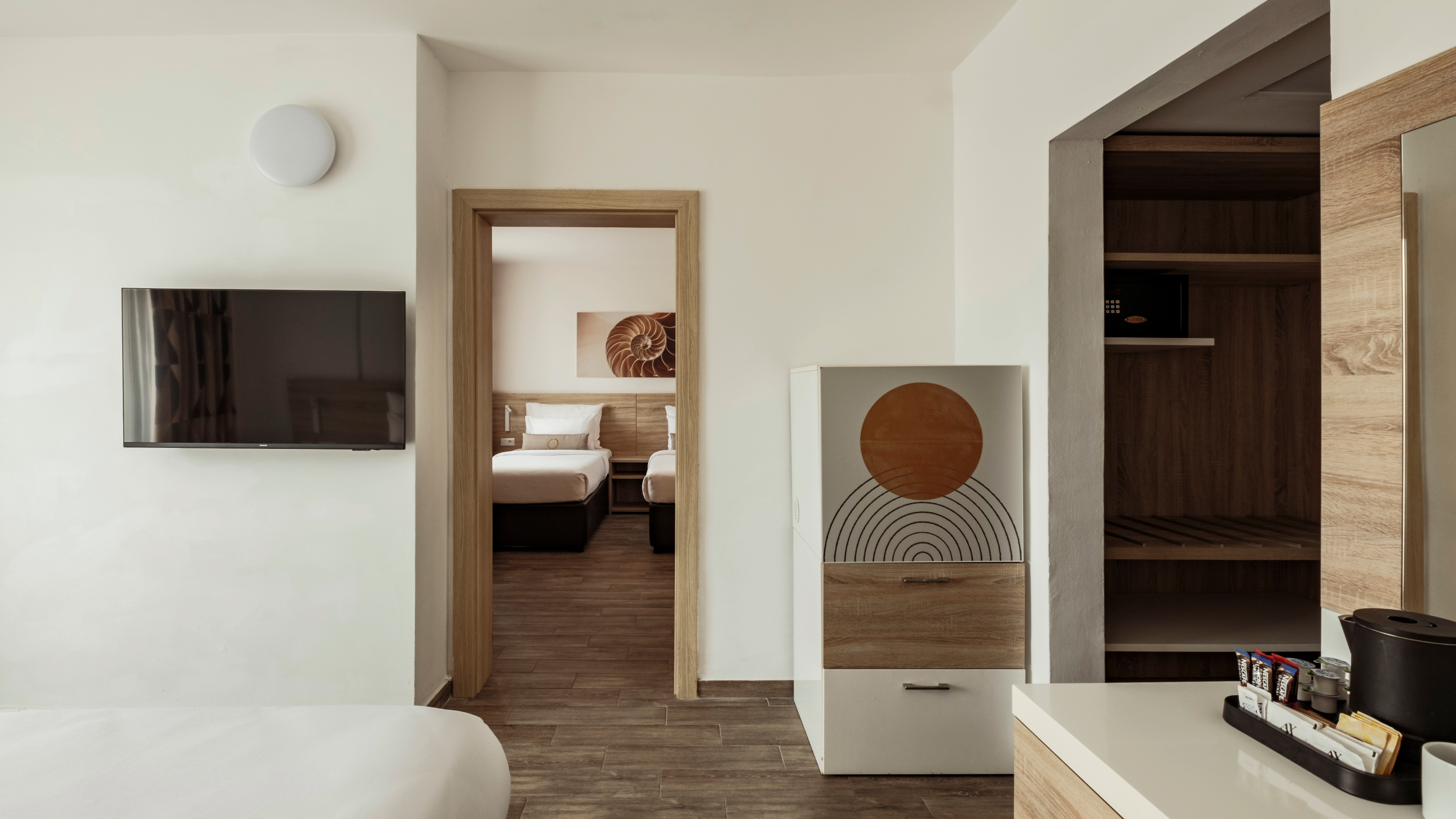 Family Room Land View