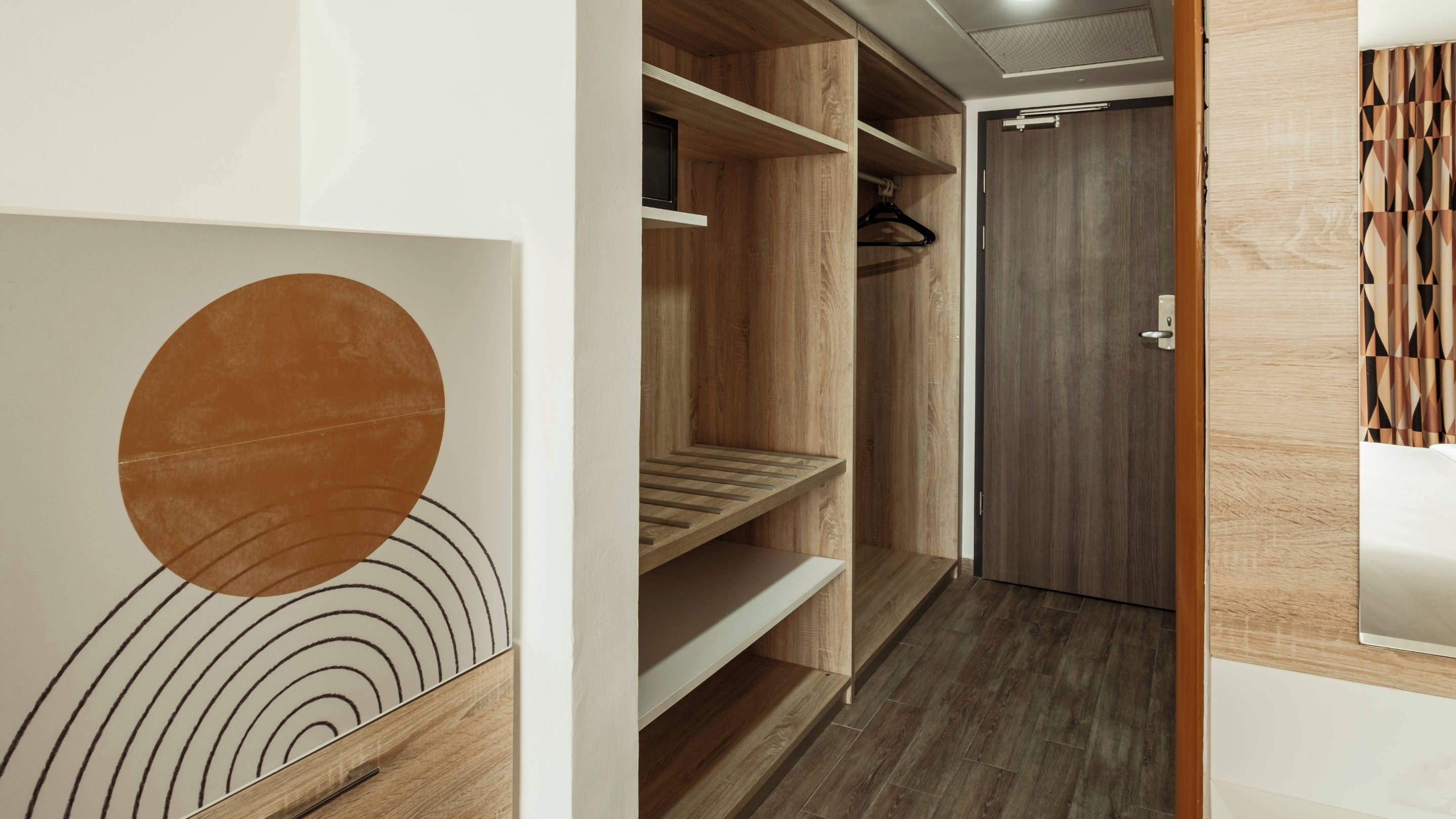 Family Room Land View