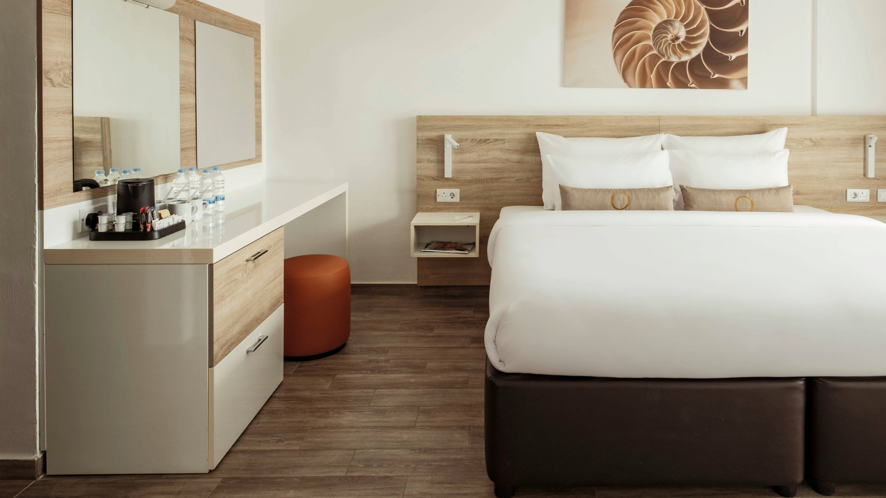 Family Room Land View