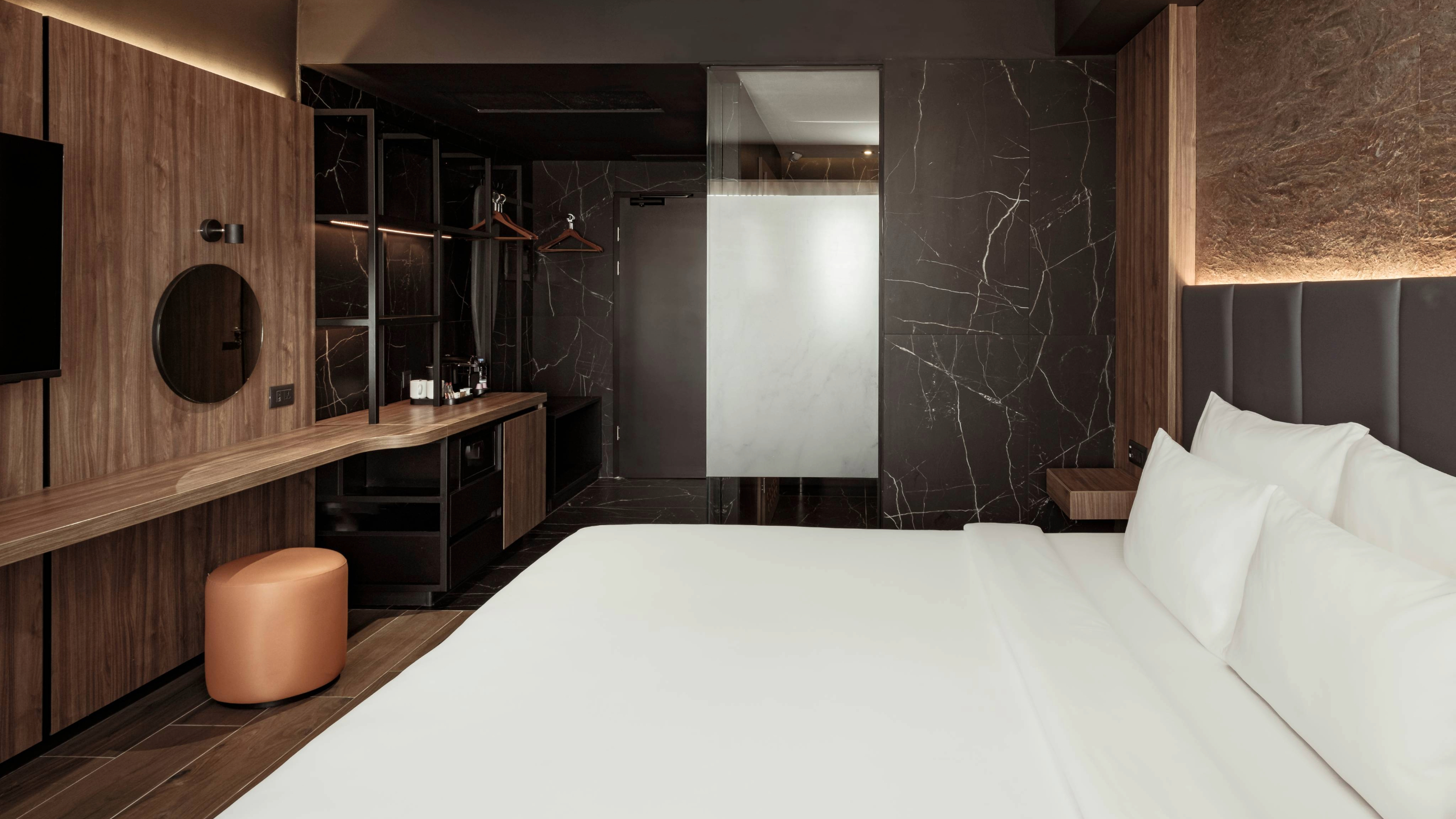 Double or Twin Deluxe