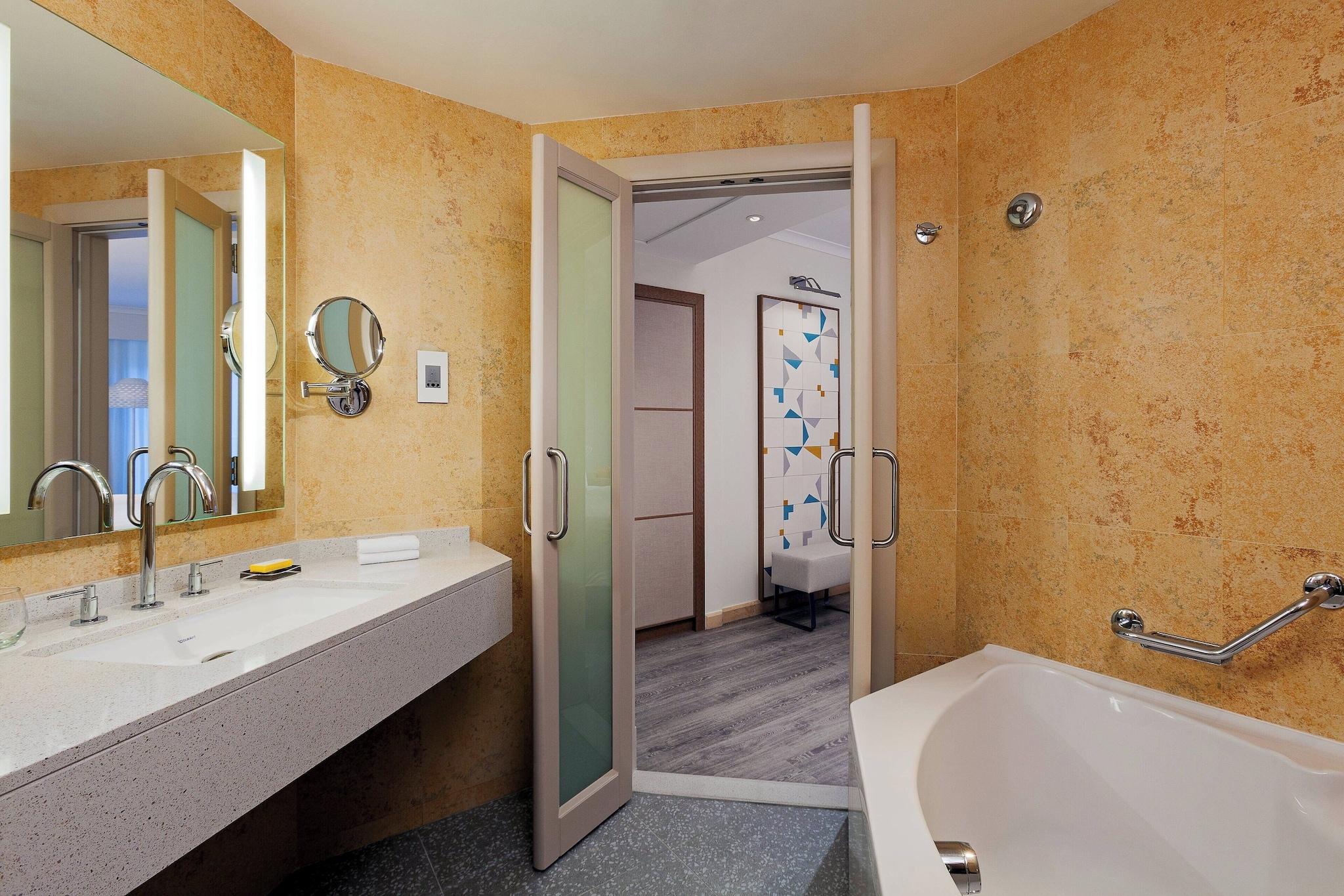 Room Deluxe Sea View