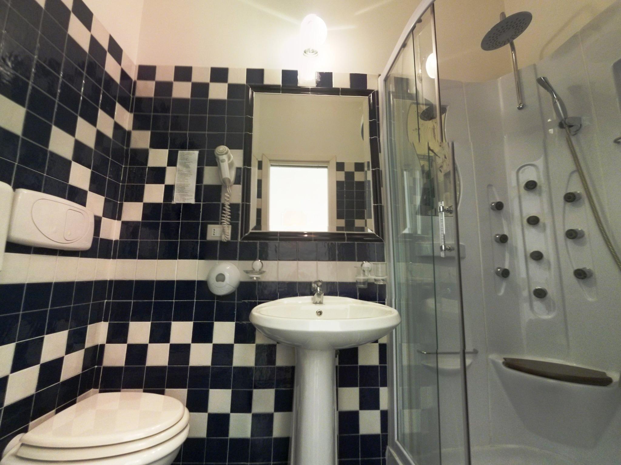 Double or Twin Superior