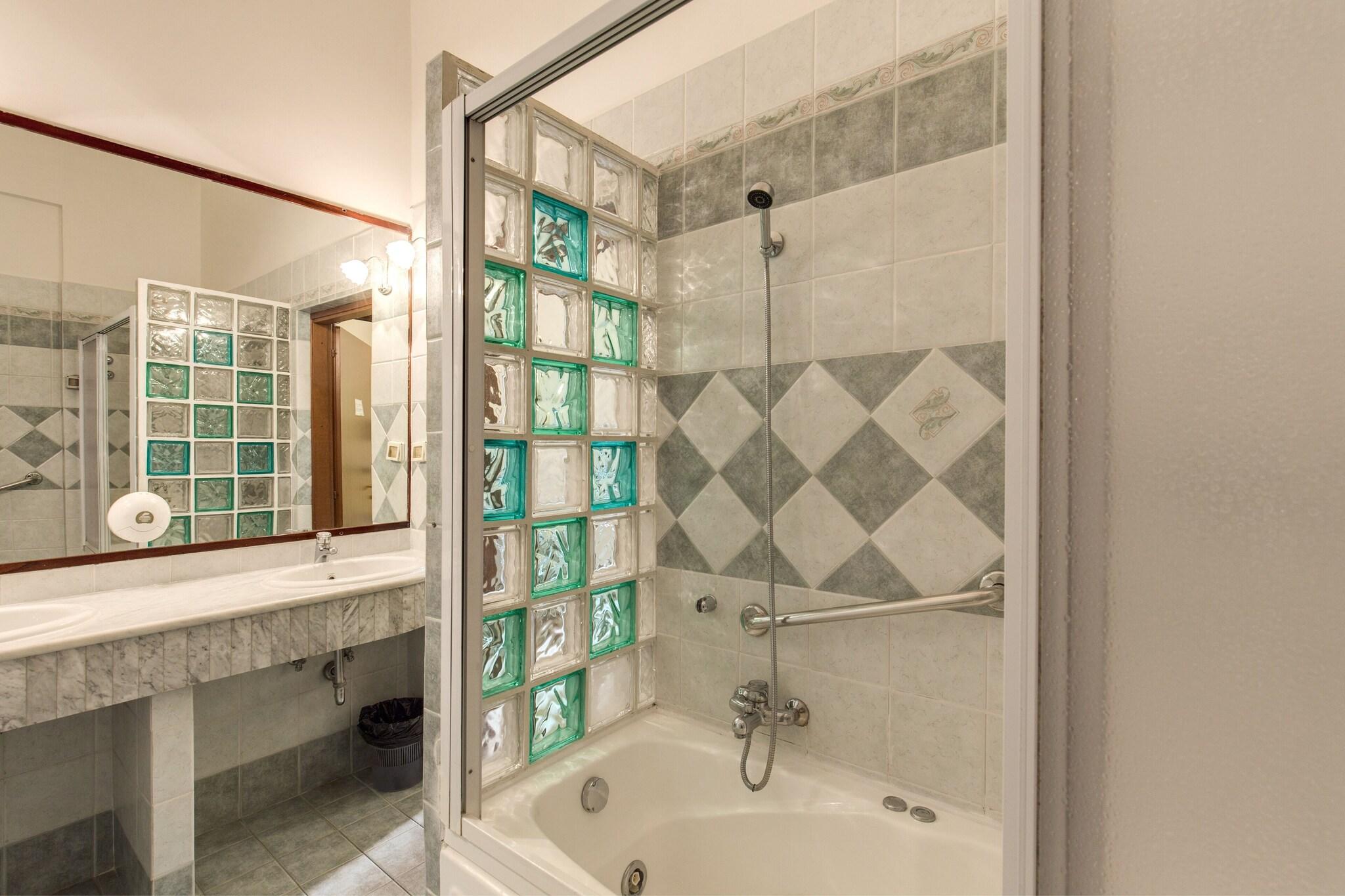 Double or Twin Superior