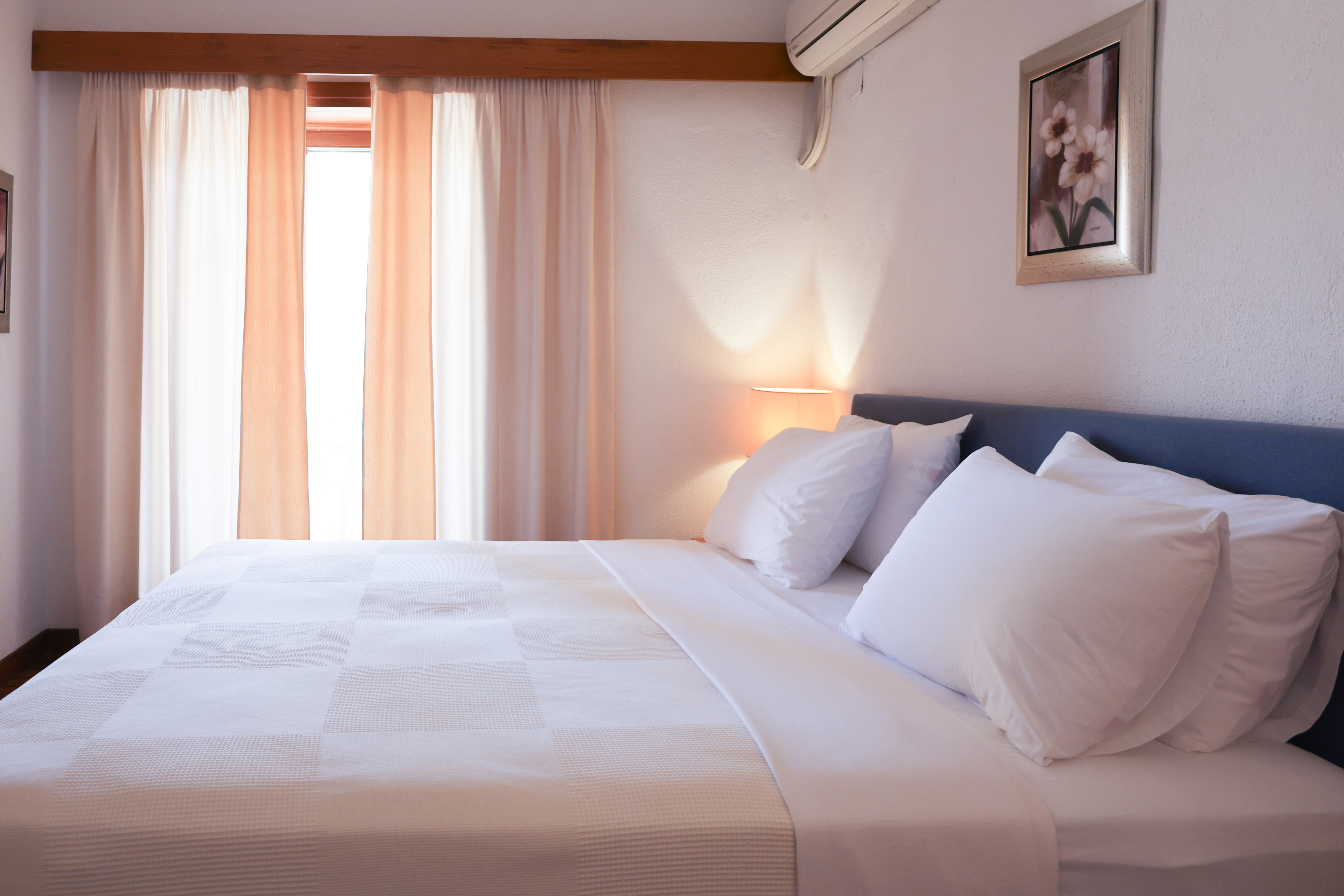 Suite Side Sea View One Bedroom