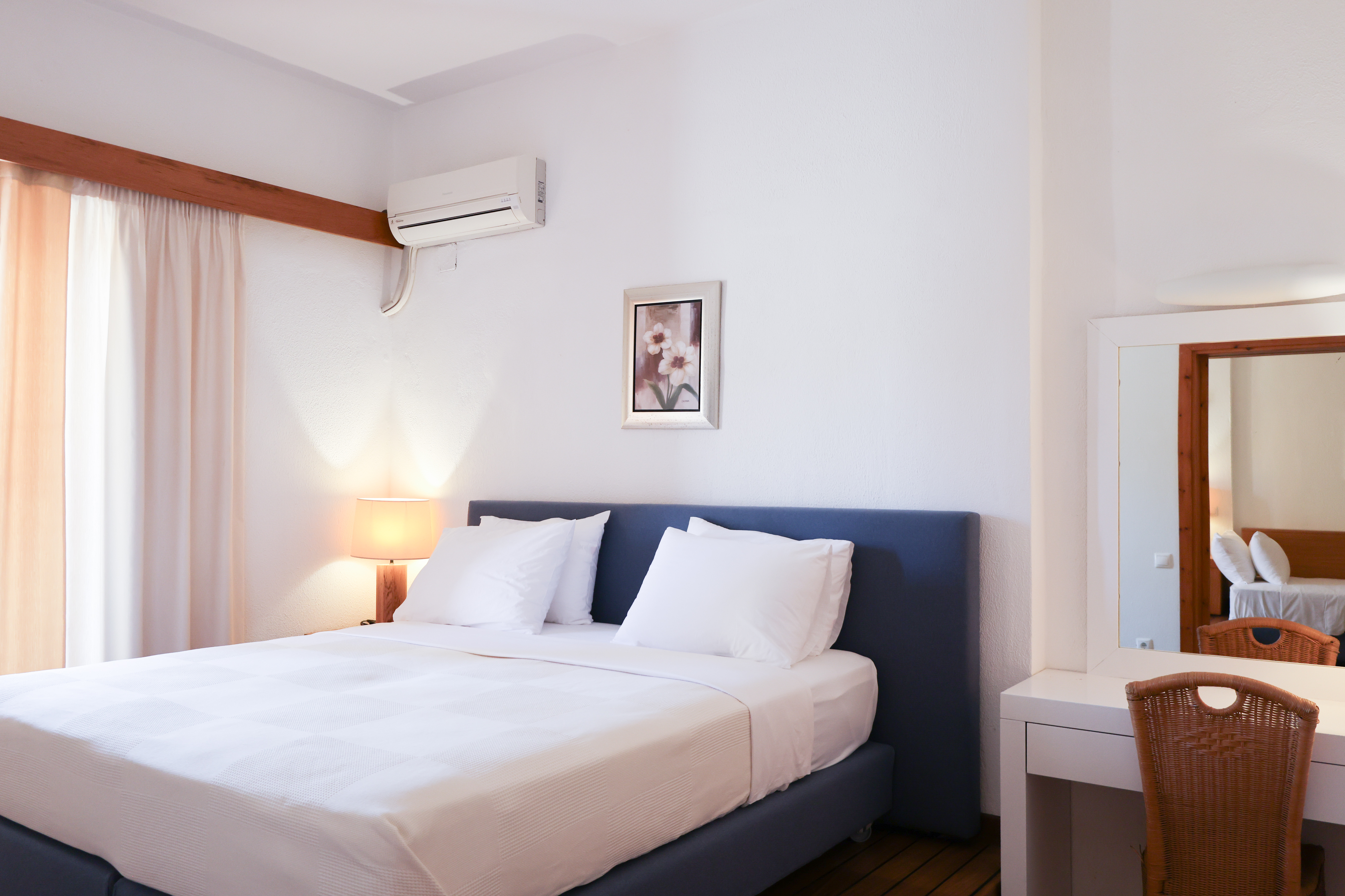 Suite Side Sea View One Bedroom