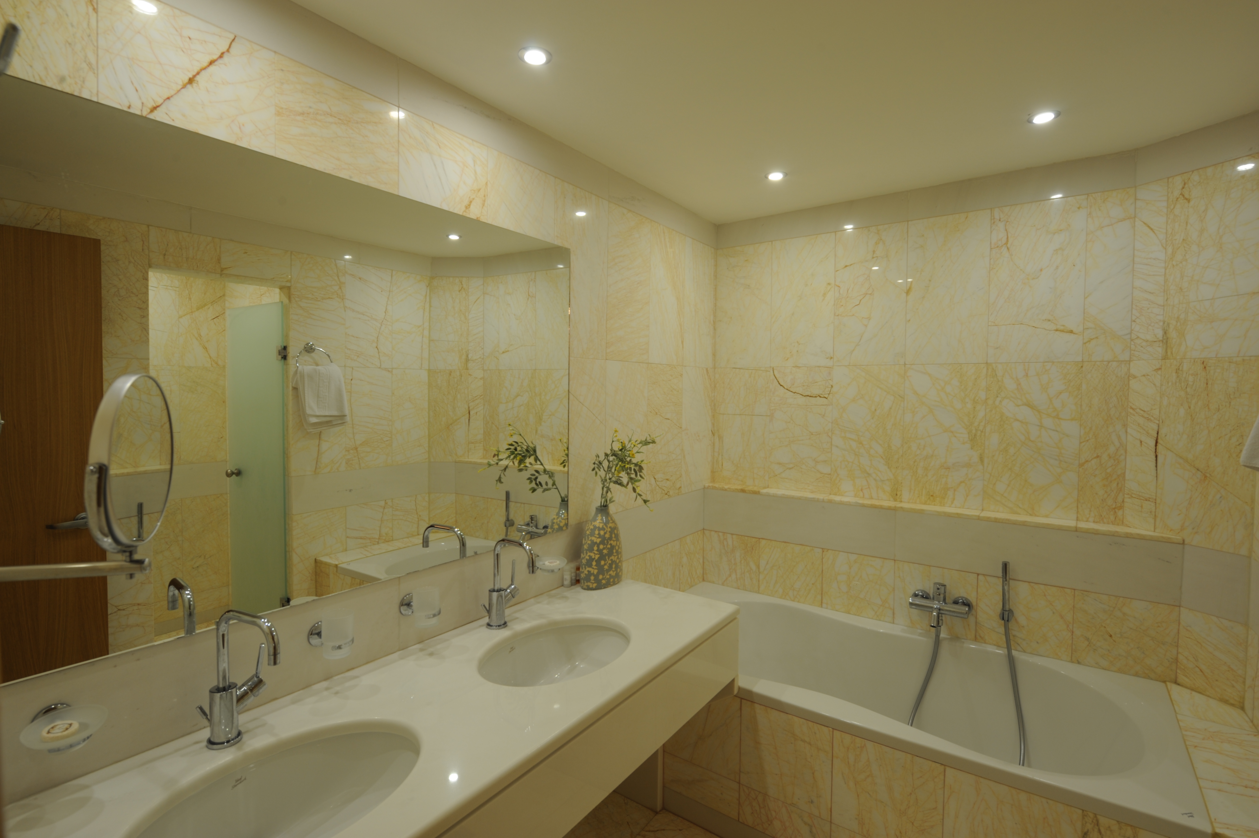 Suite Side Sea View One Bedroom