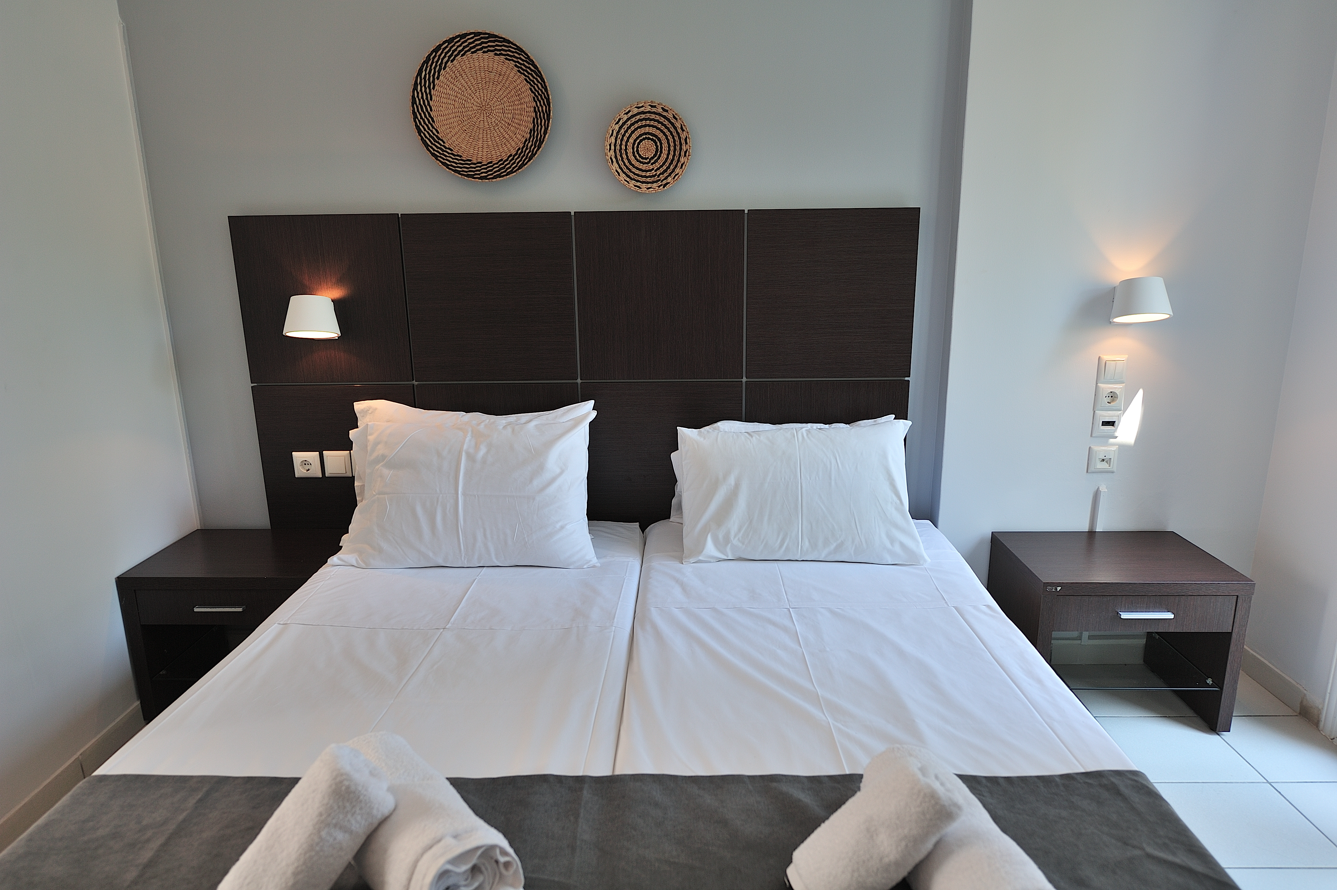 Double or Twin Standard