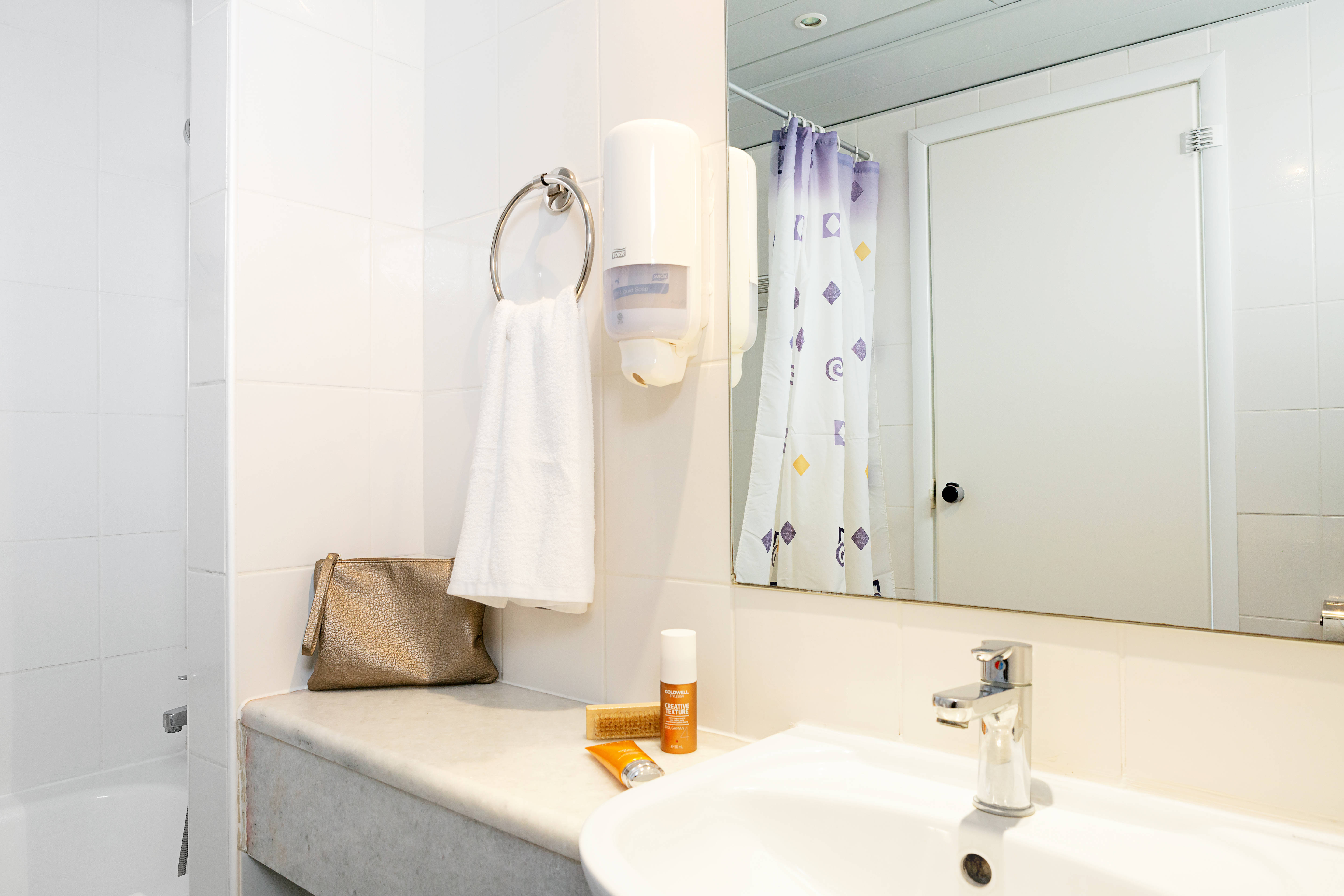 Double or Twin Standard