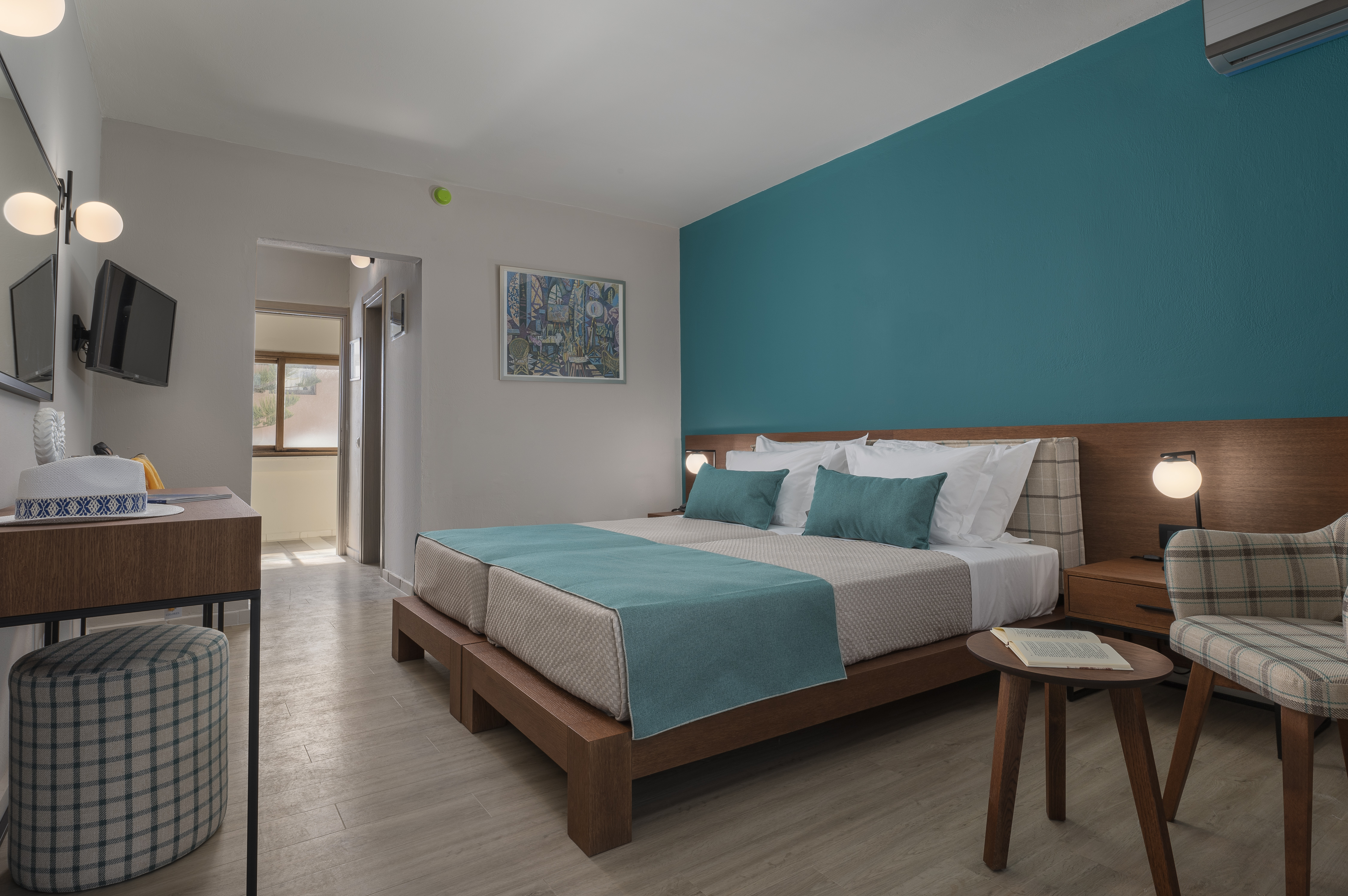 Double or Twin Side Sea View