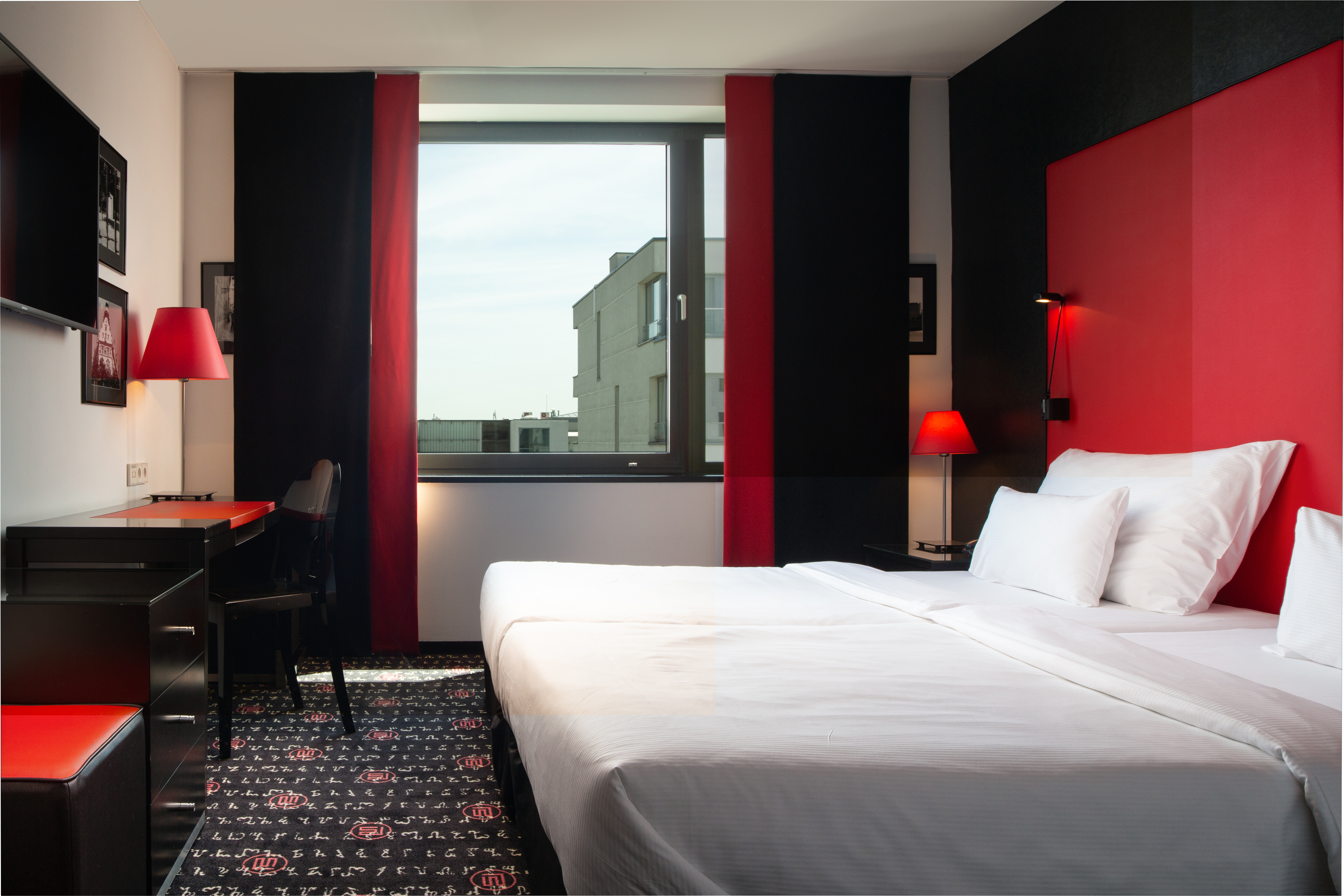 Double or Twin Executive