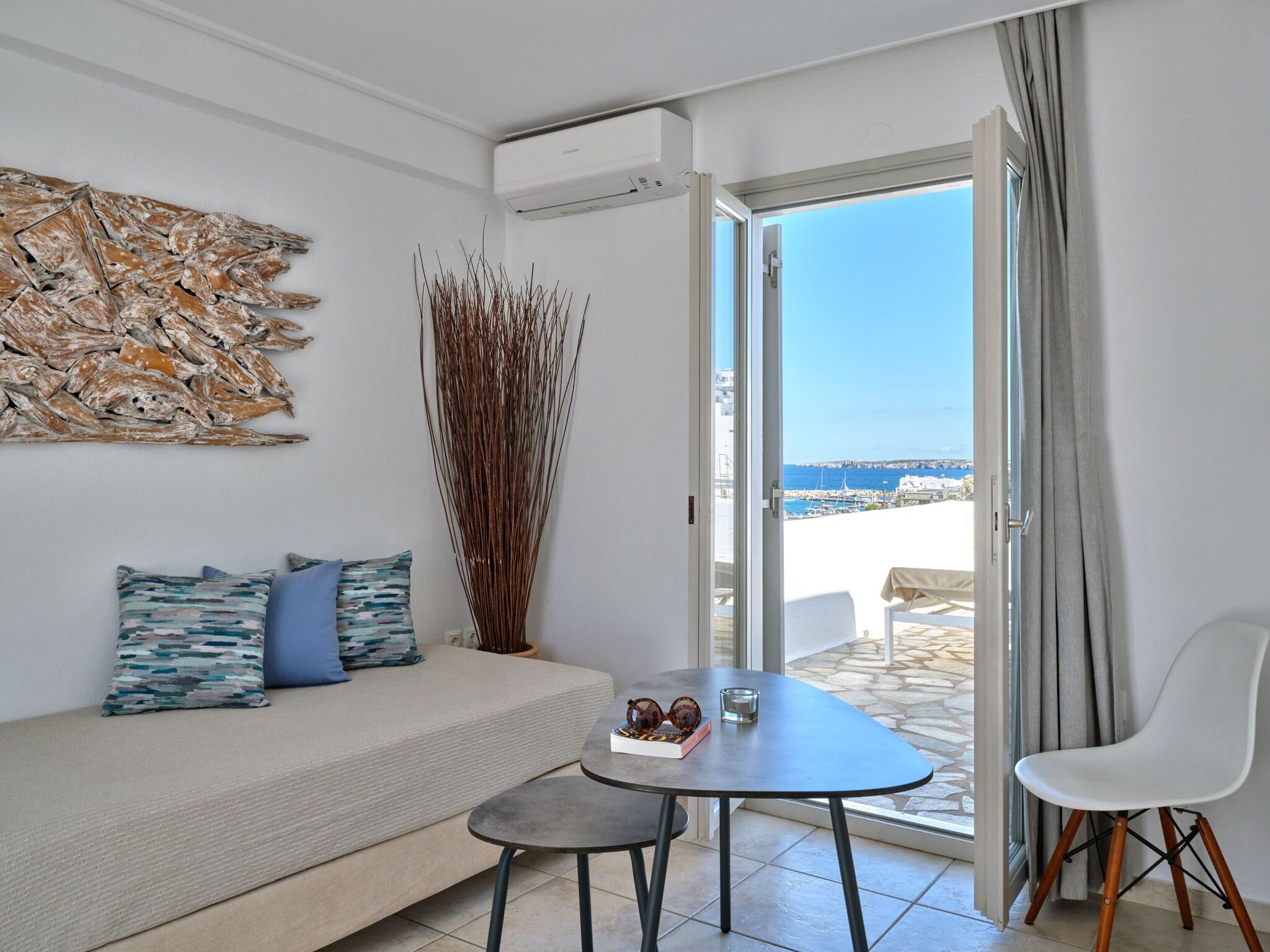 Junior Suite Queen Size Bed