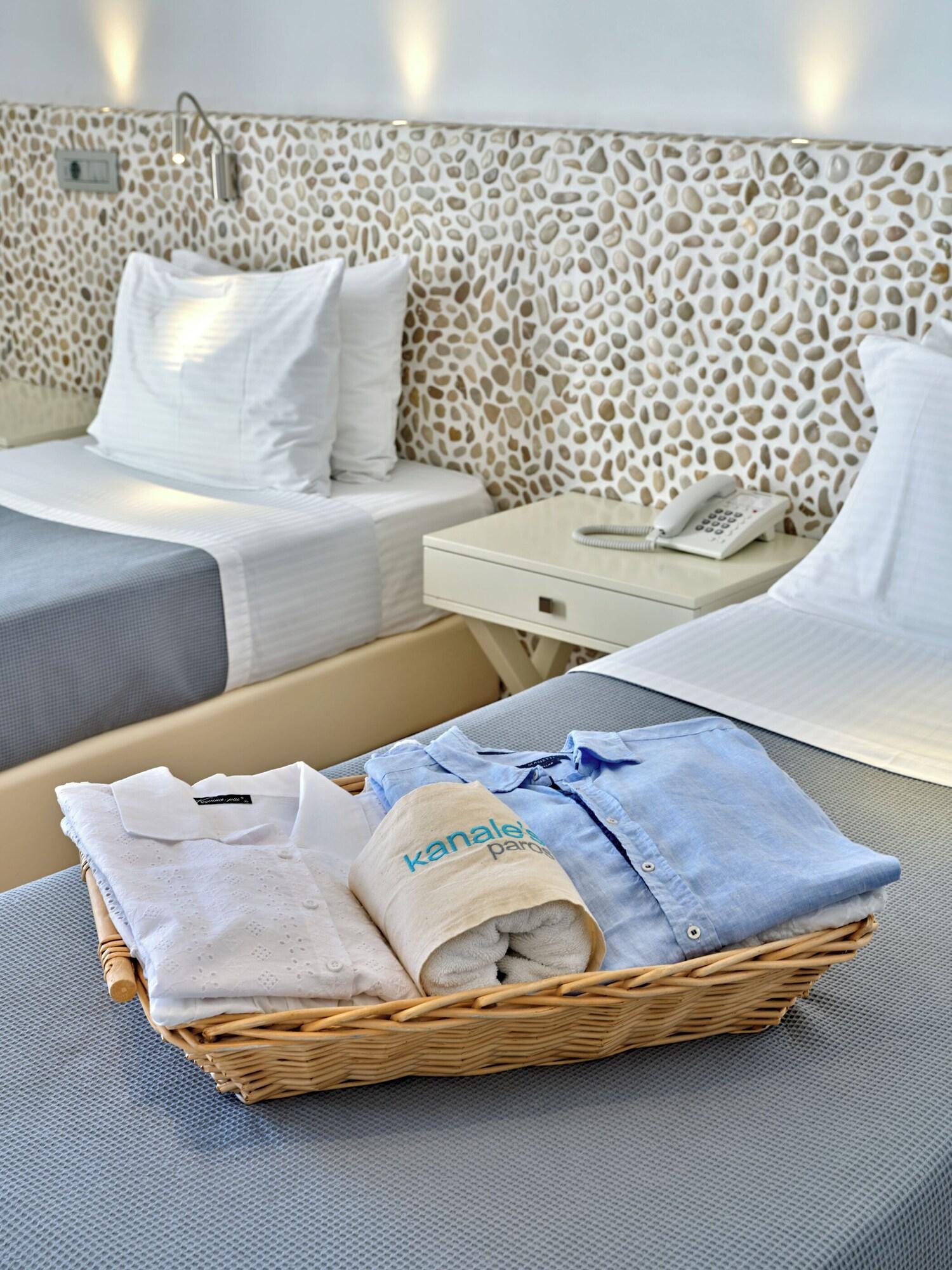 Double Deluxe King Bed