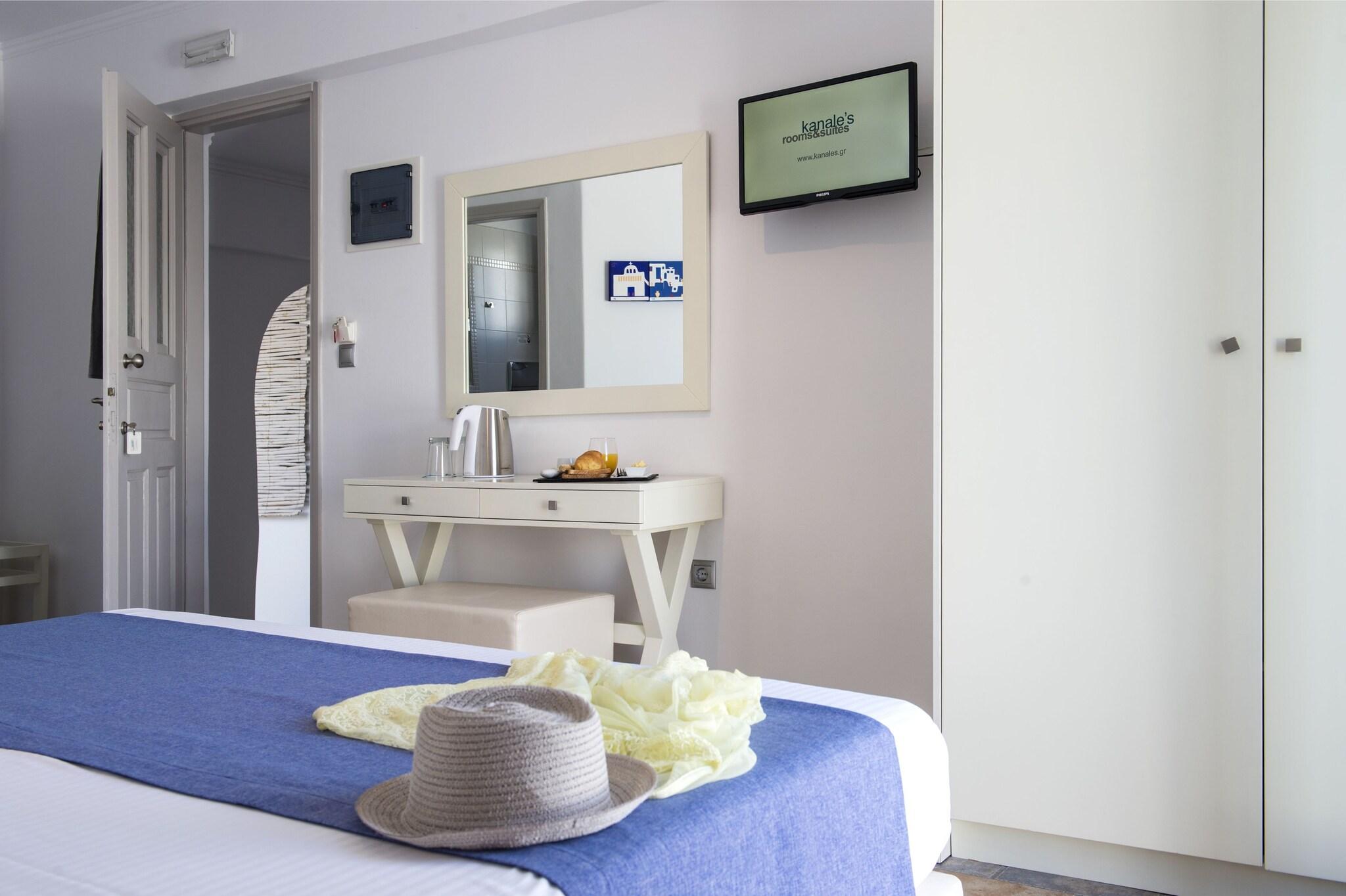 Double Classic Queen Bed