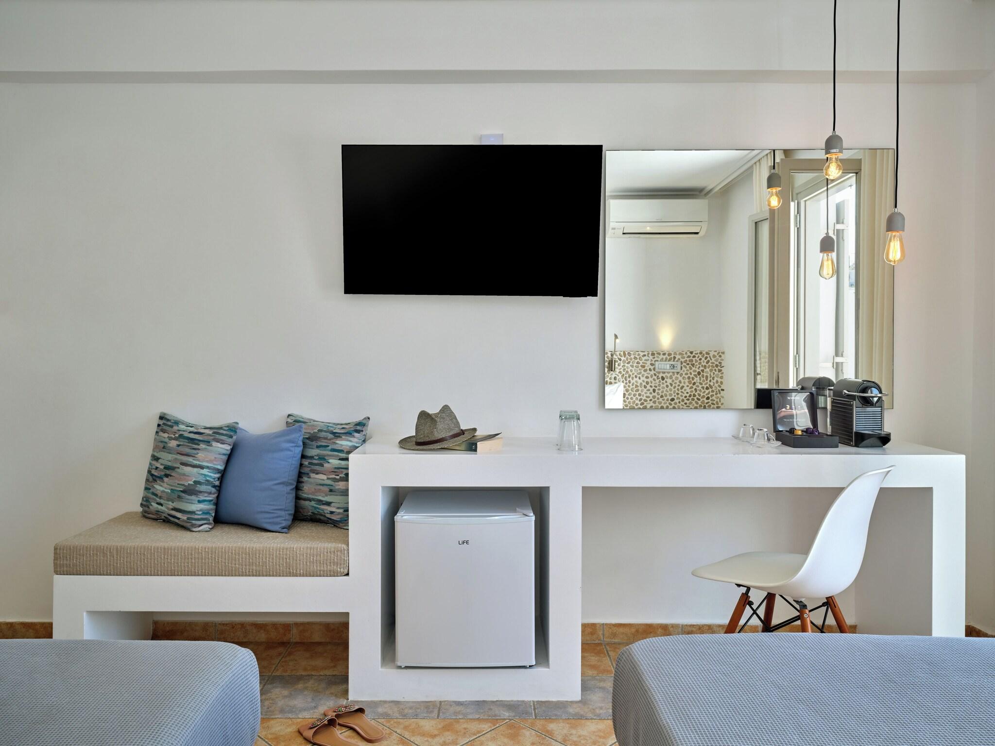 Double Deluxe King Bed