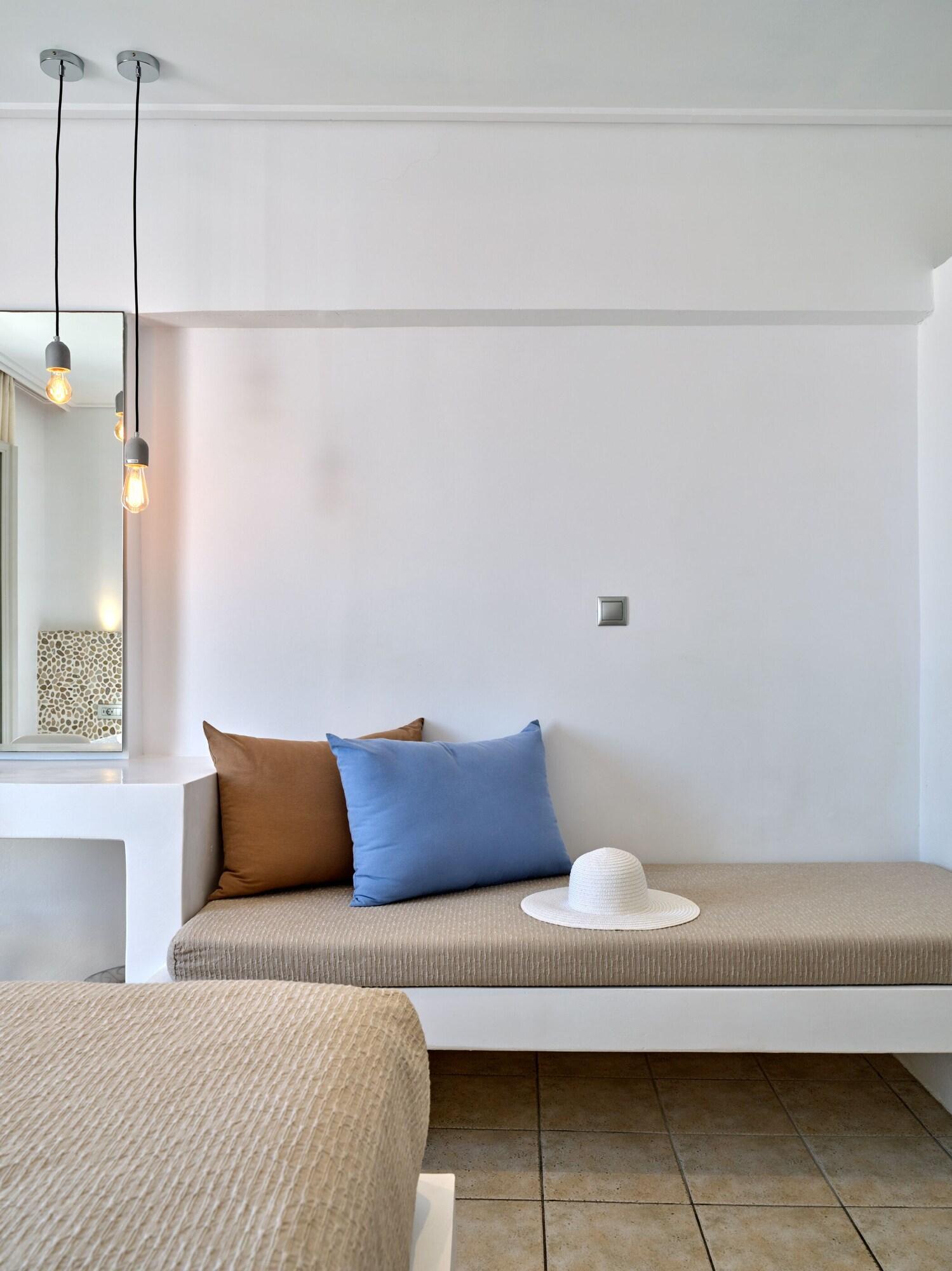 Double Deluxe King Bed