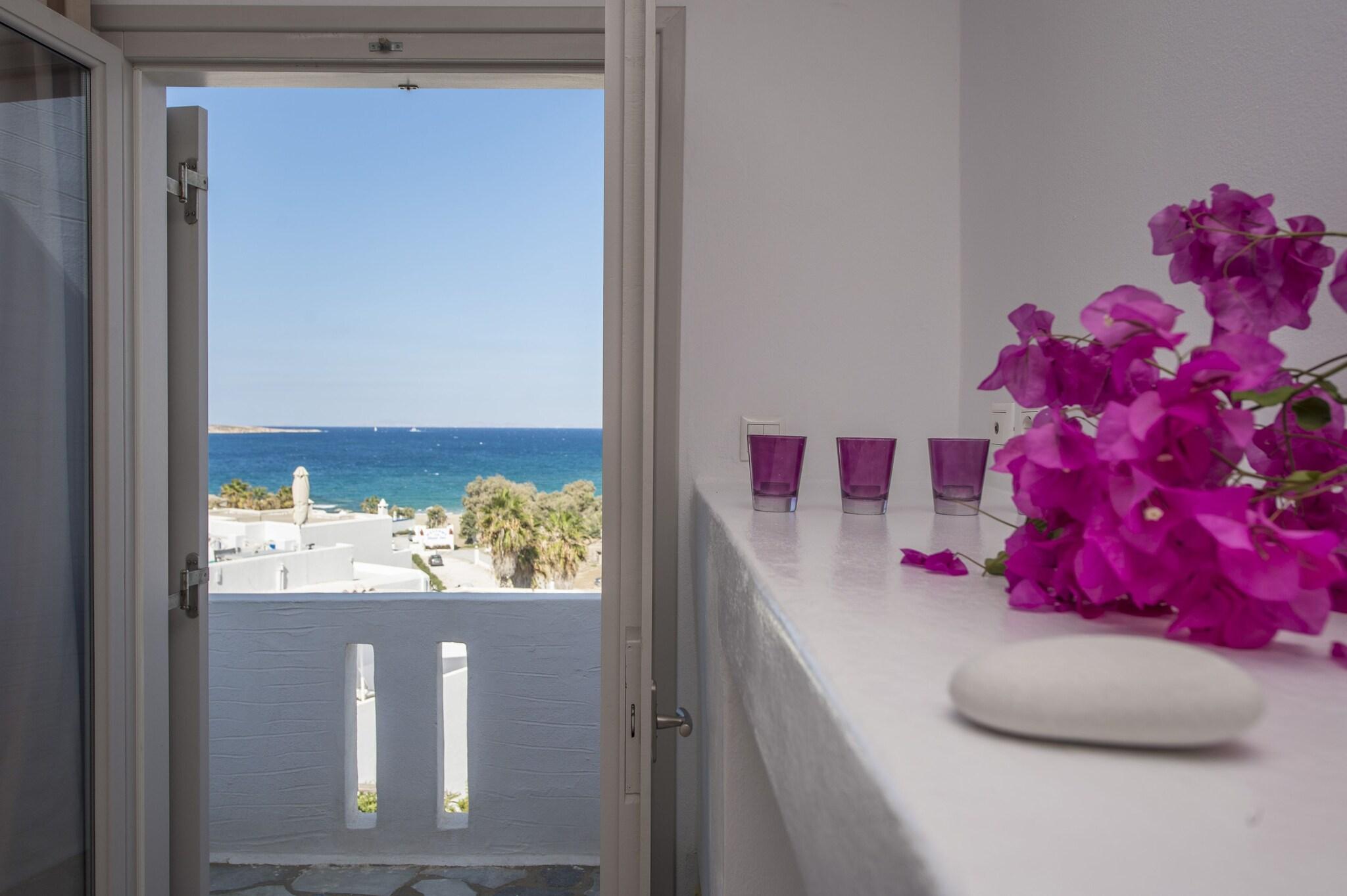 Junior Suite Queen Size Bed