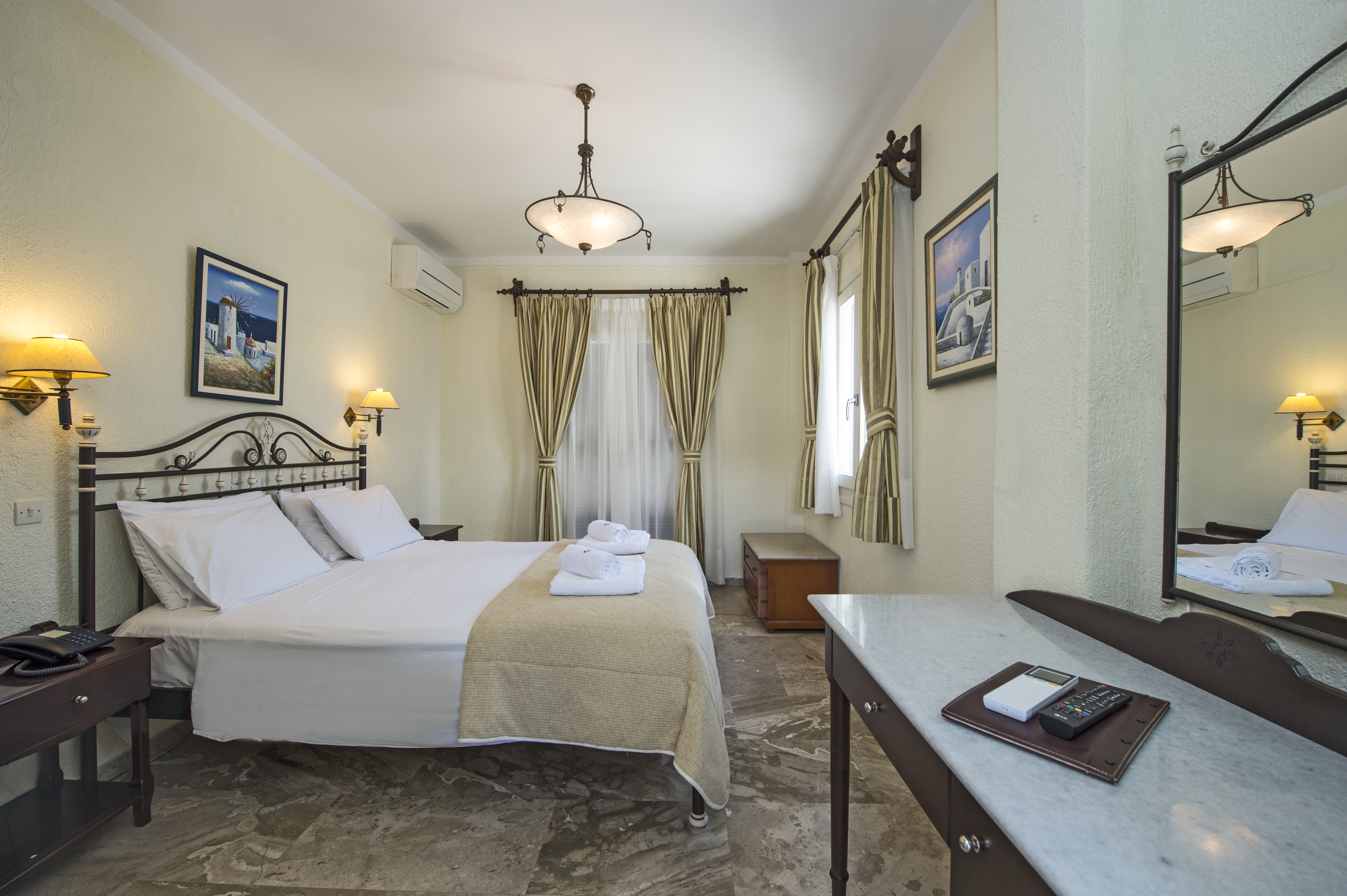 Double or Twin Standard