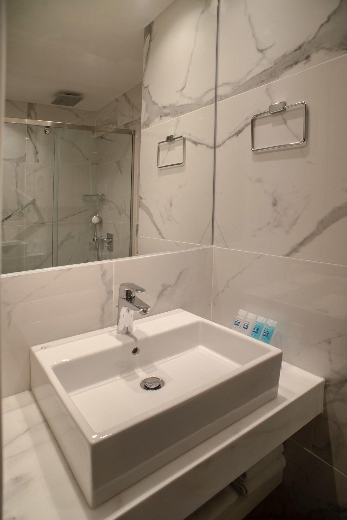 Twin Deluxe Sea View