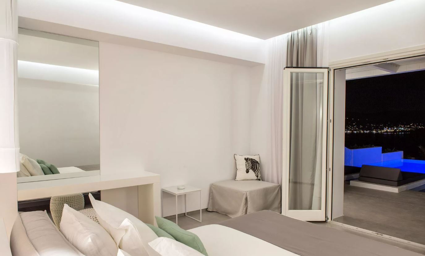 Suite Deluxe with Private Pool