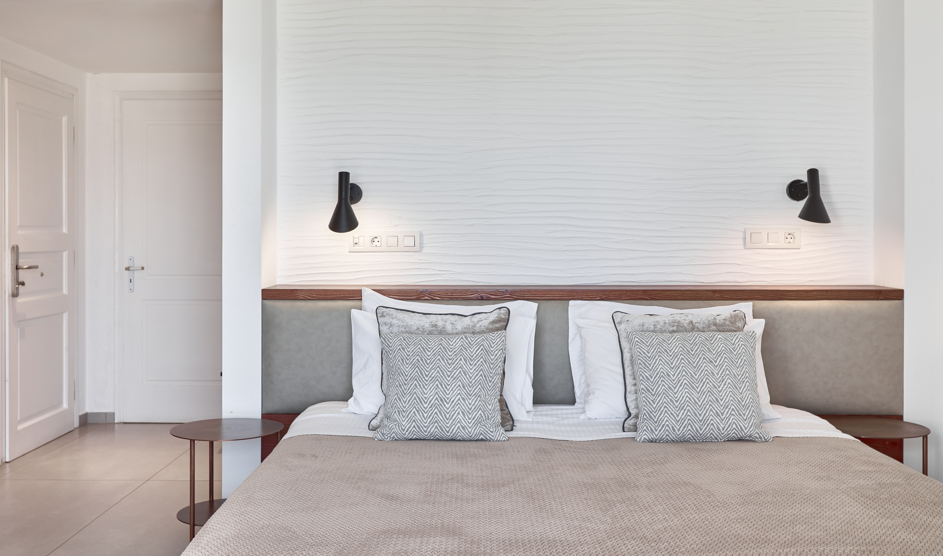 Double or Twin Standard