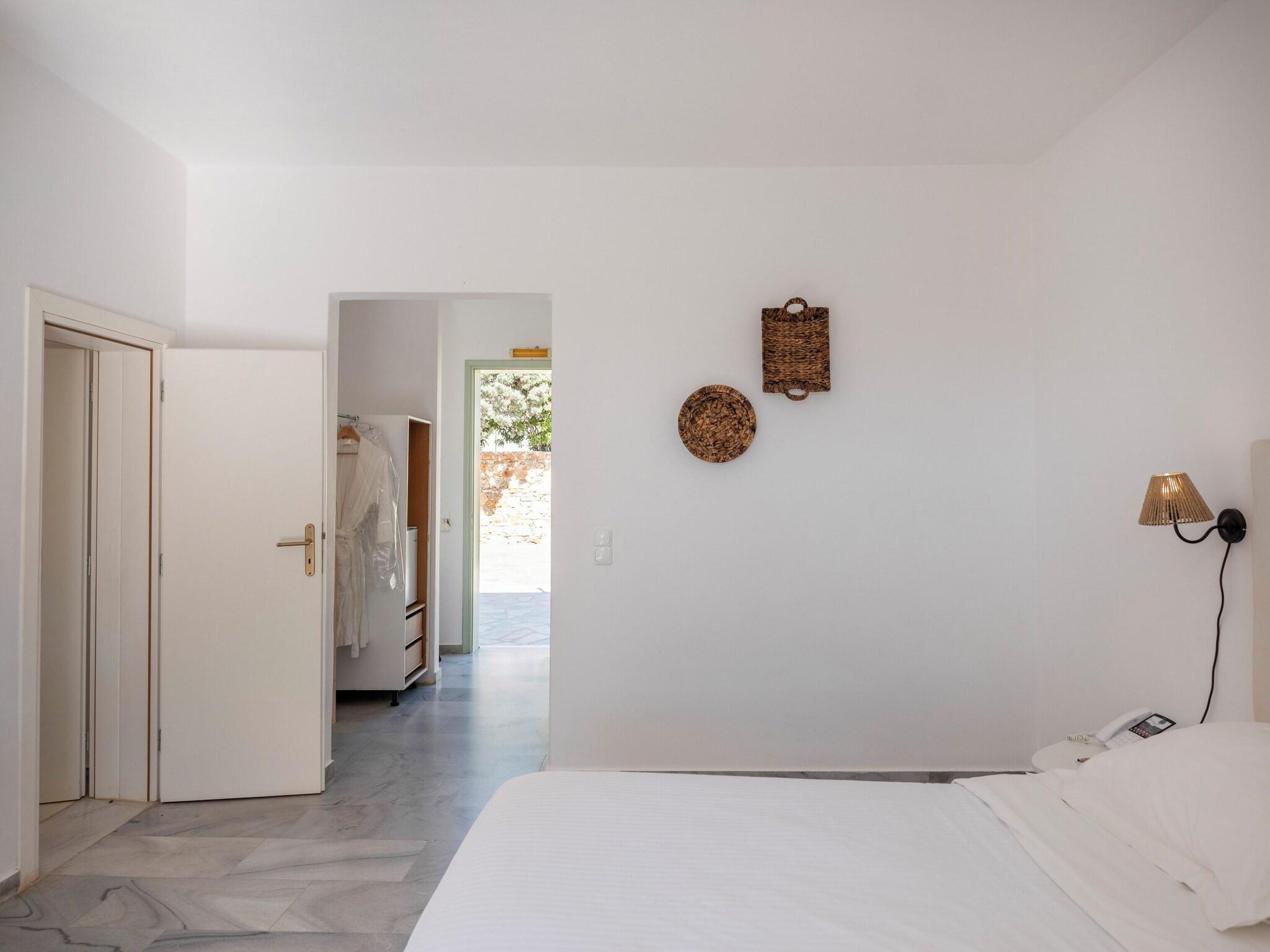 Double Connecting Room