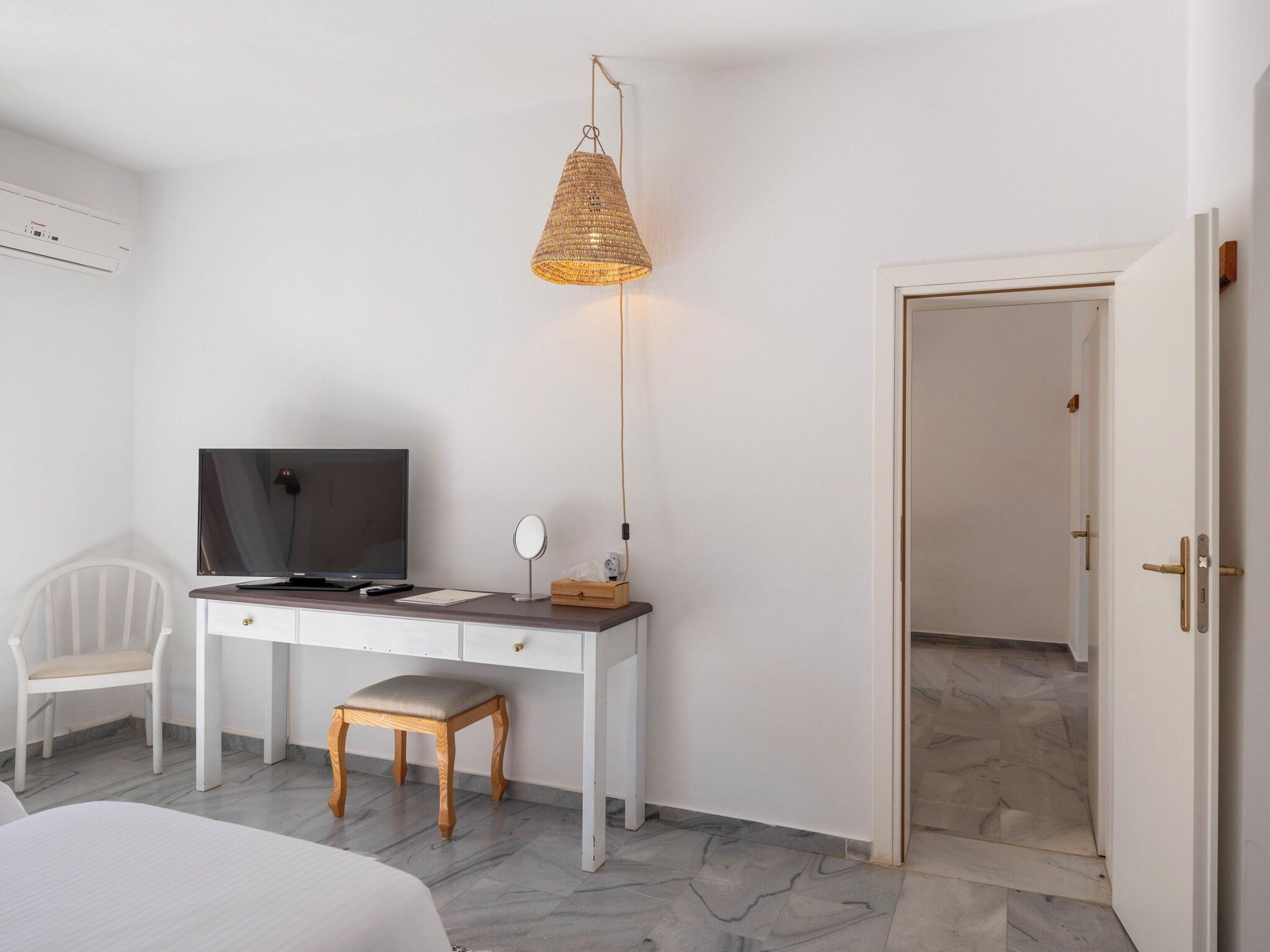 Double Connecting Room