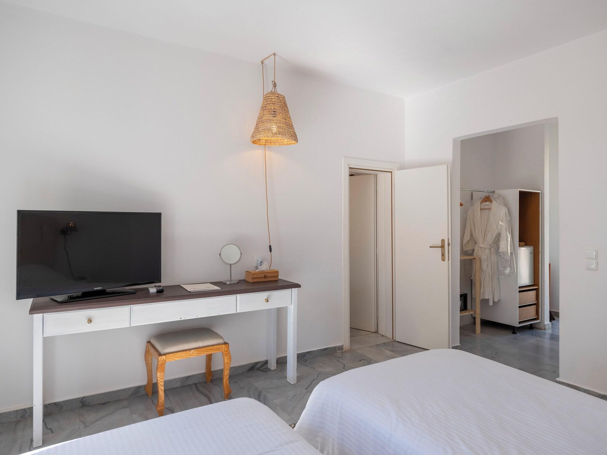 Double Connecting Room