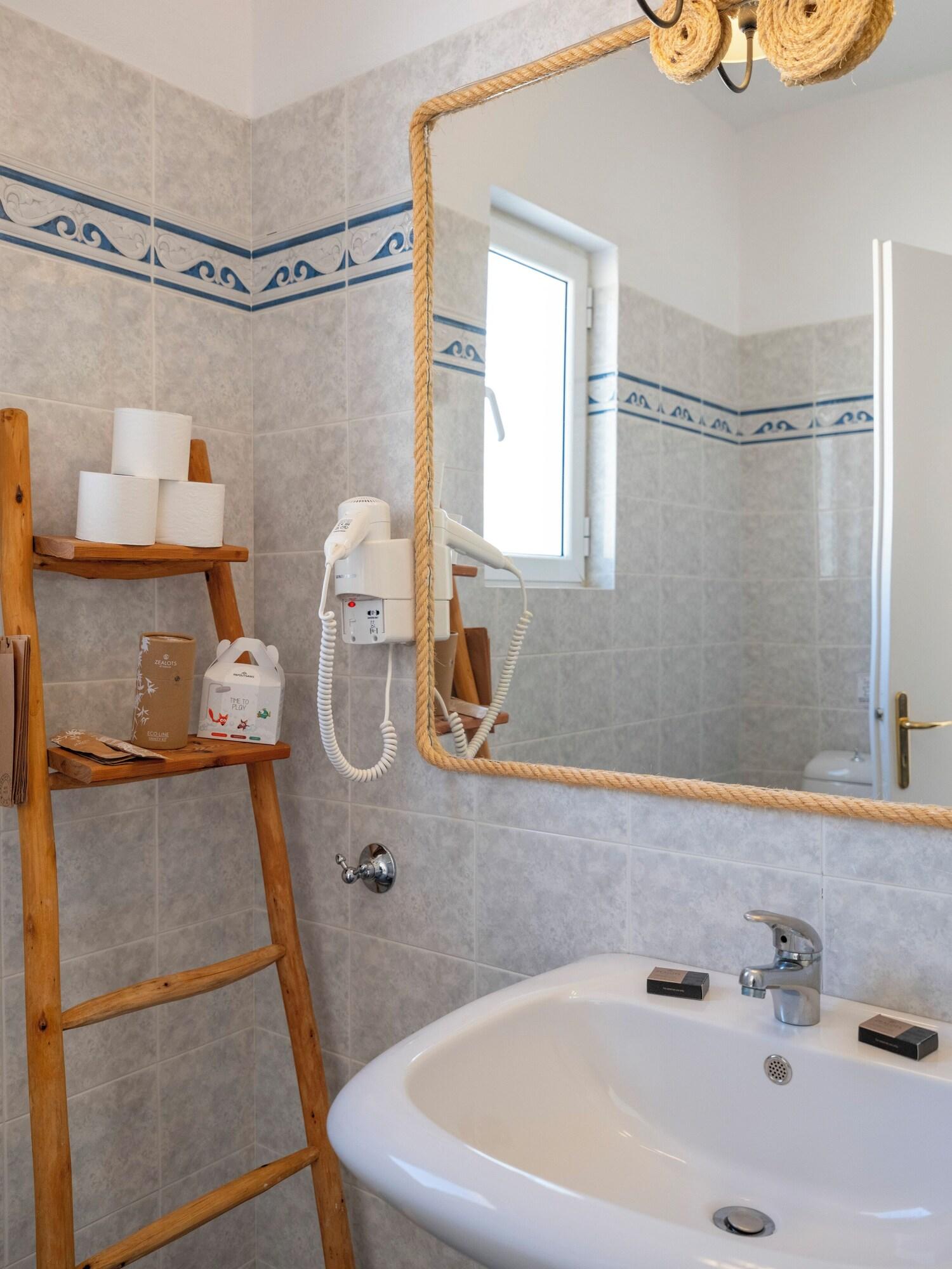 Double Connecting Room