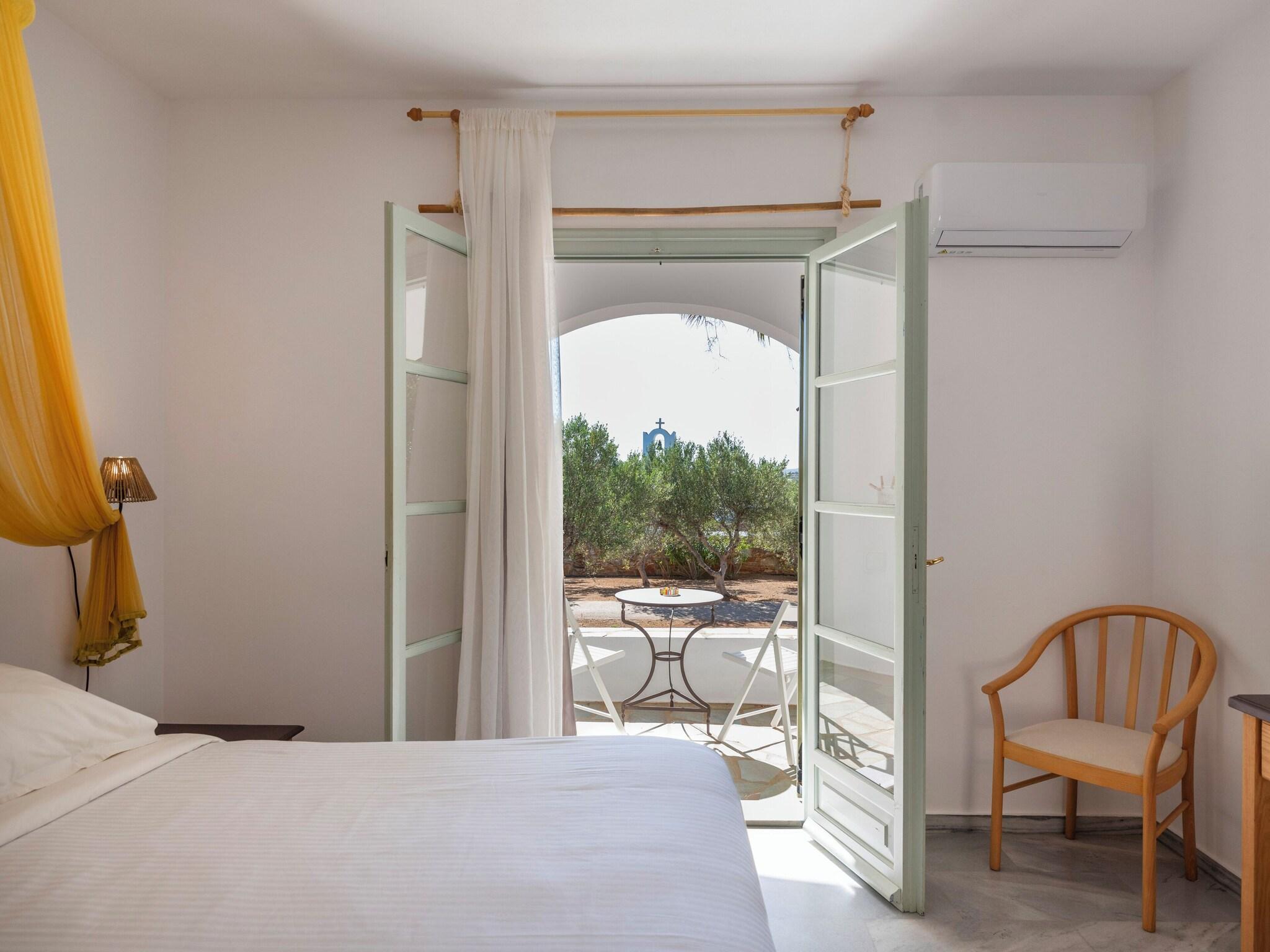 Double Connecting Room