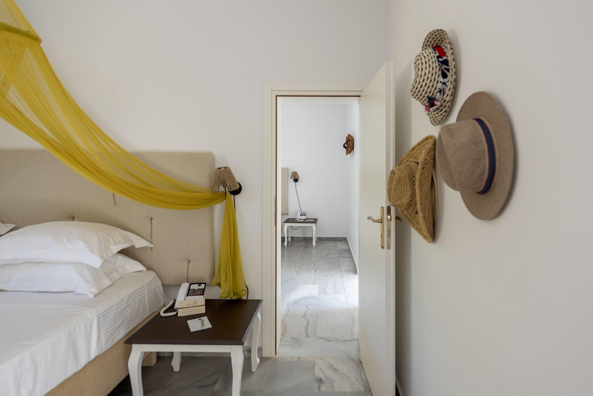 Double Connecting Room