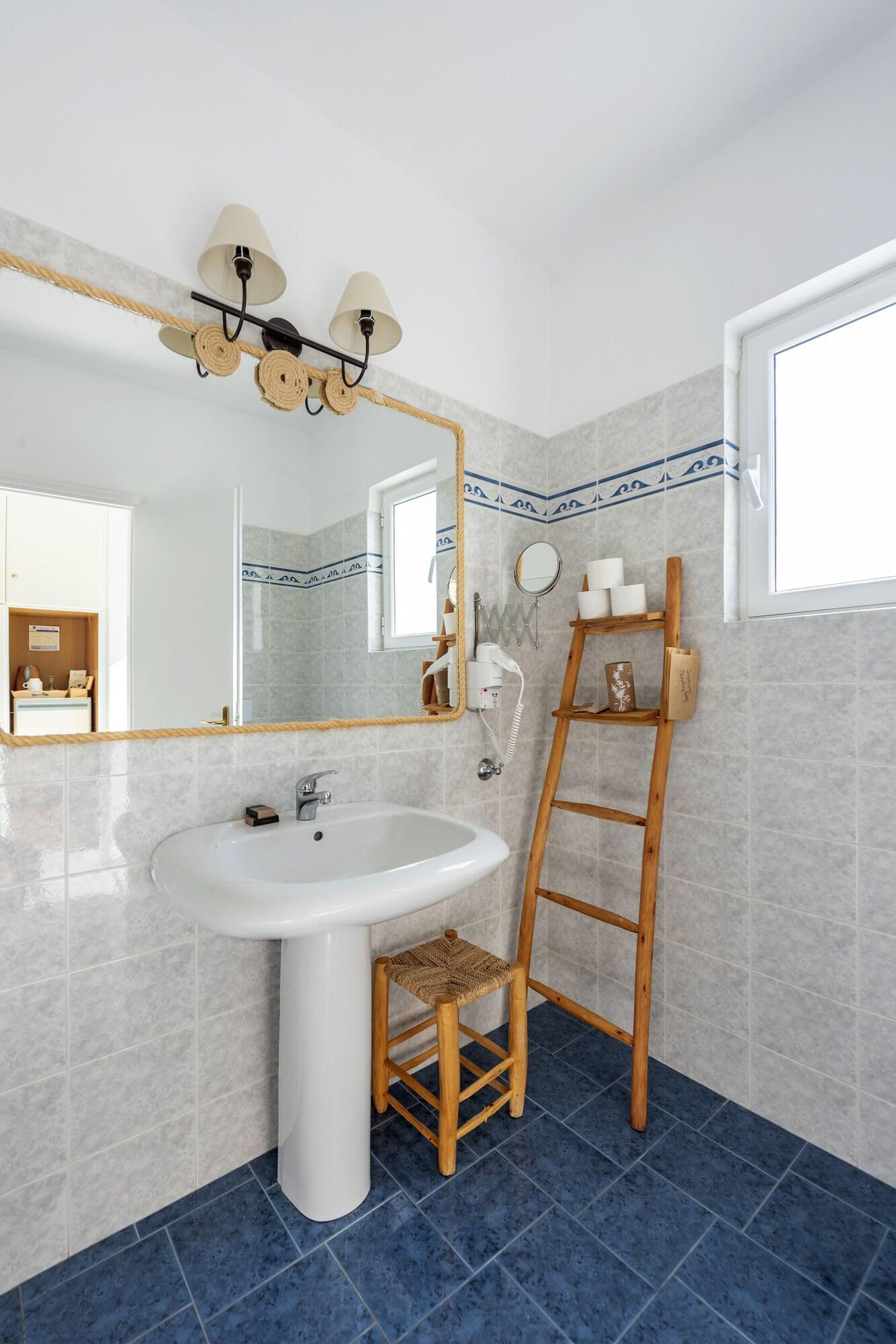 Double Connecting Room