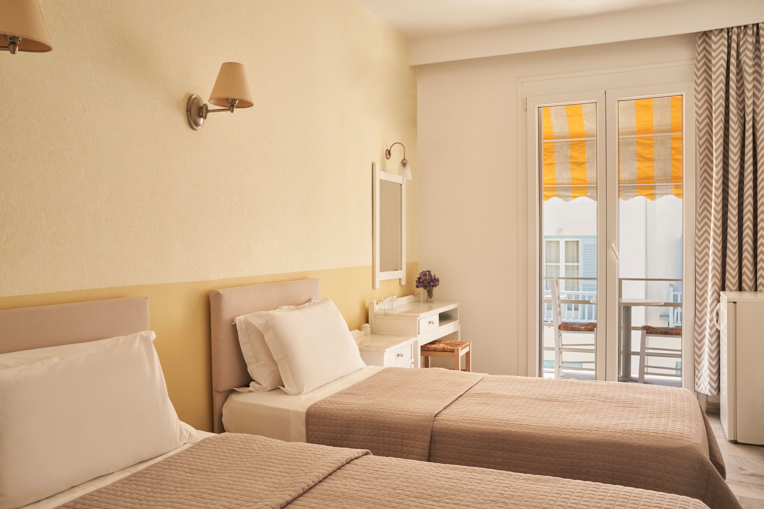 Double or Twin Standard