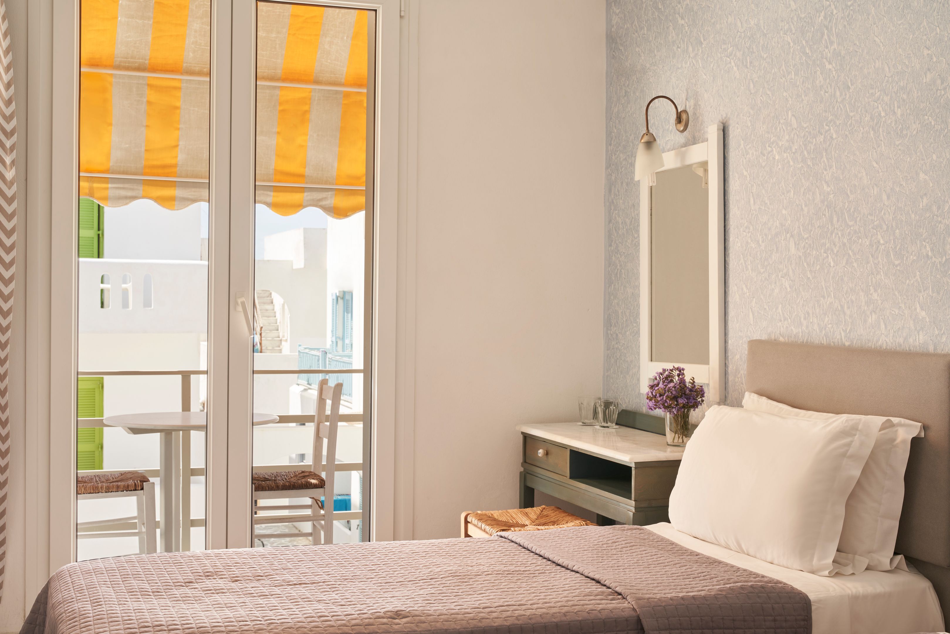 Double or Twin Standard