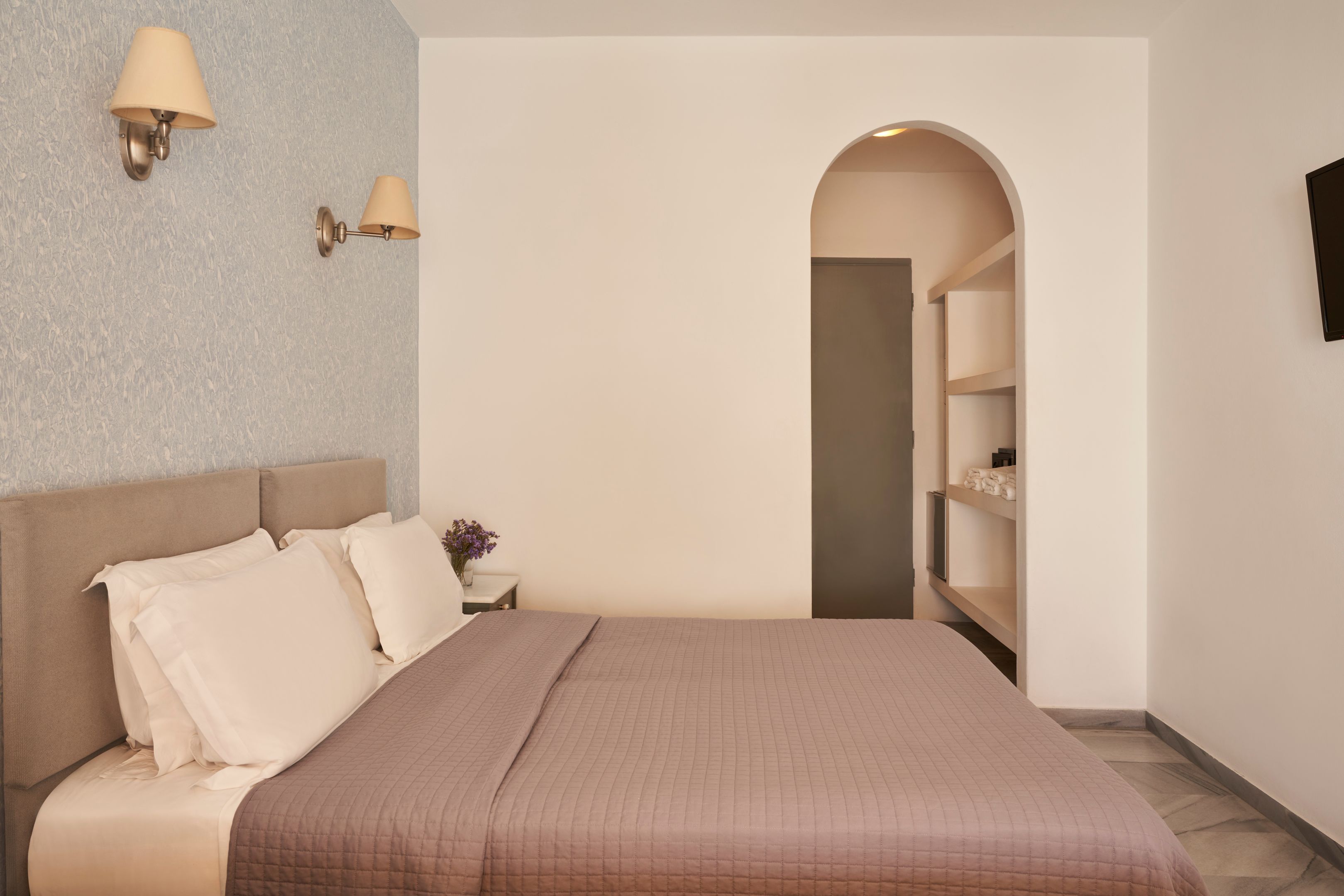 Double or Twin Standard