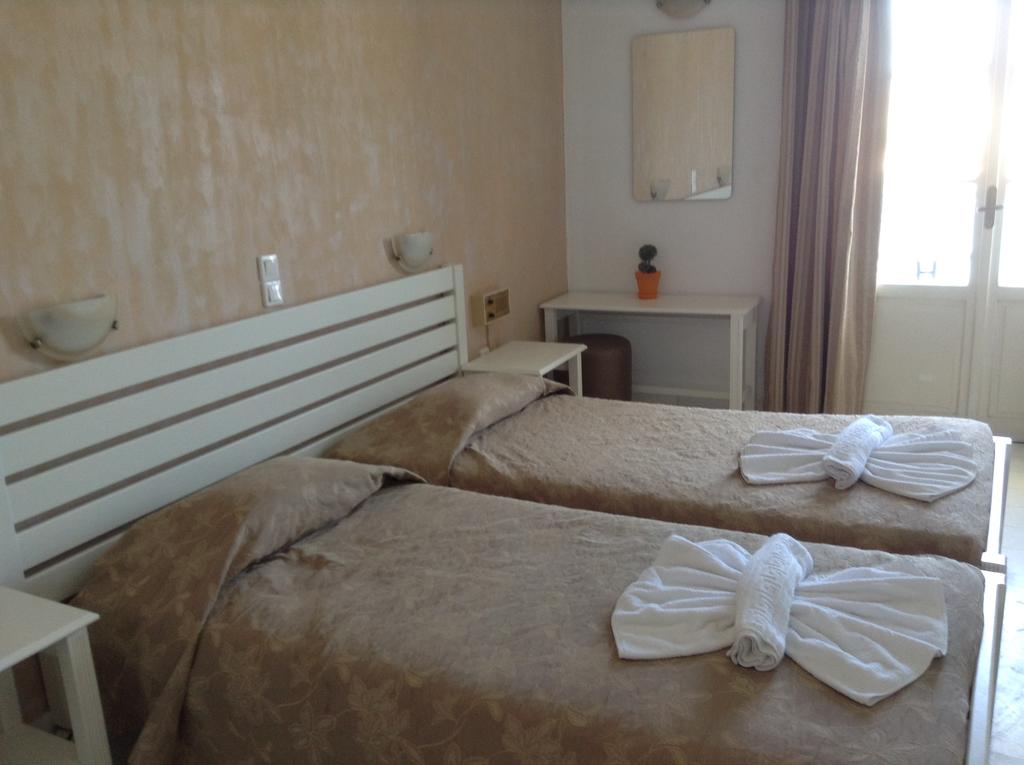 Double or Twin Sea View