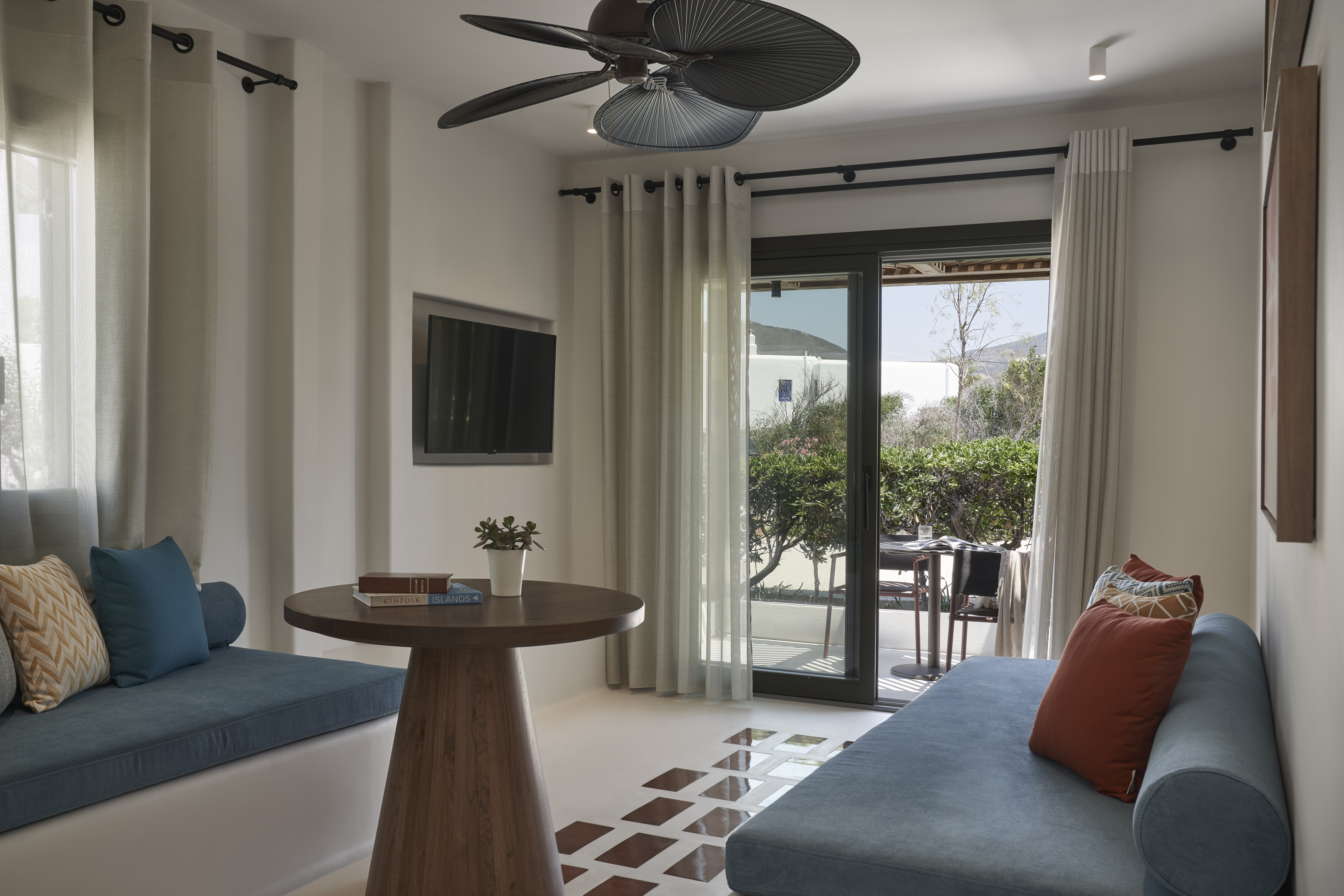 Suite Deluxe Side Sea View