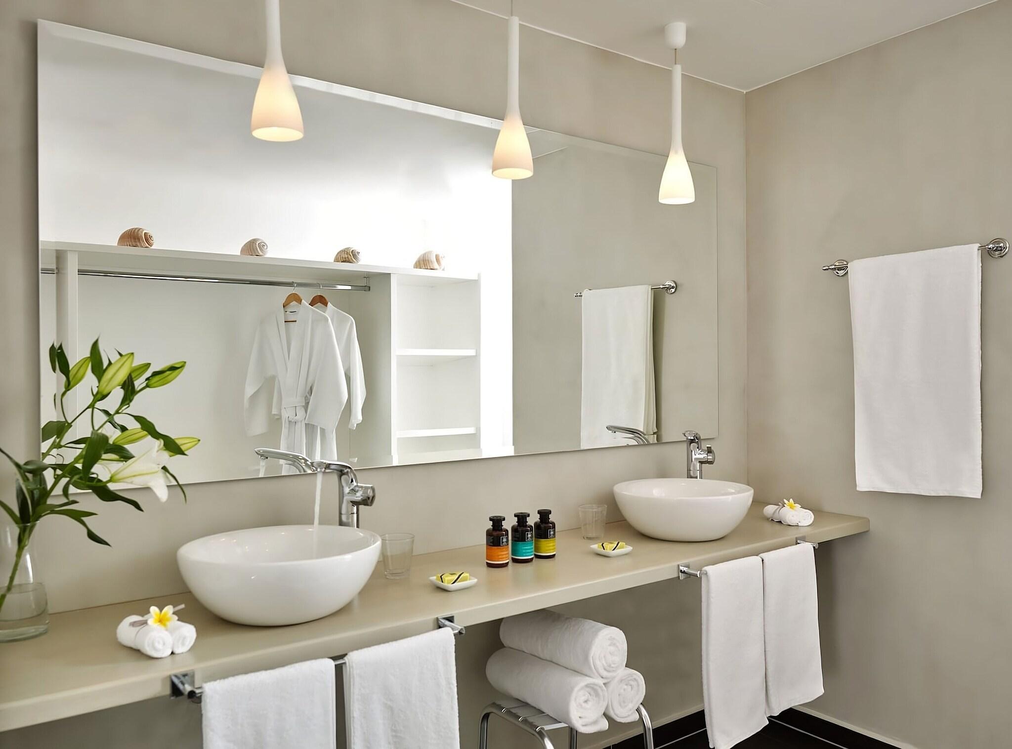 Apartment King Size Bed