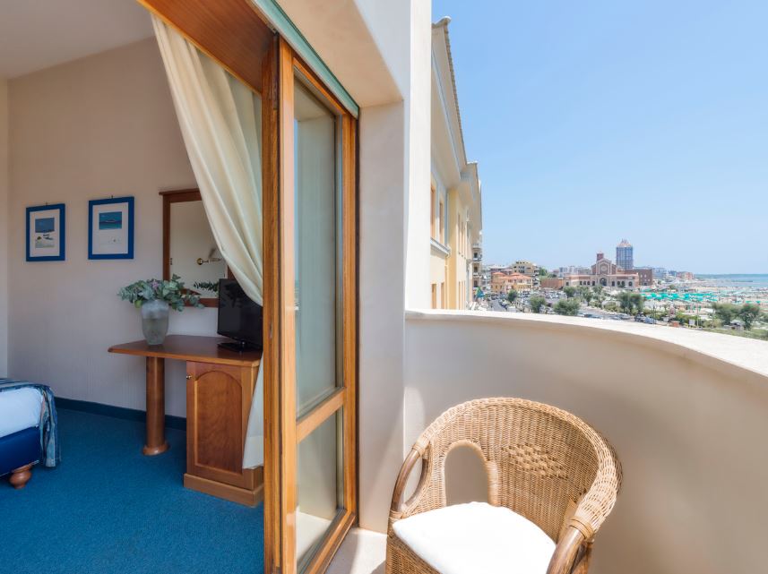 Family Room Standard