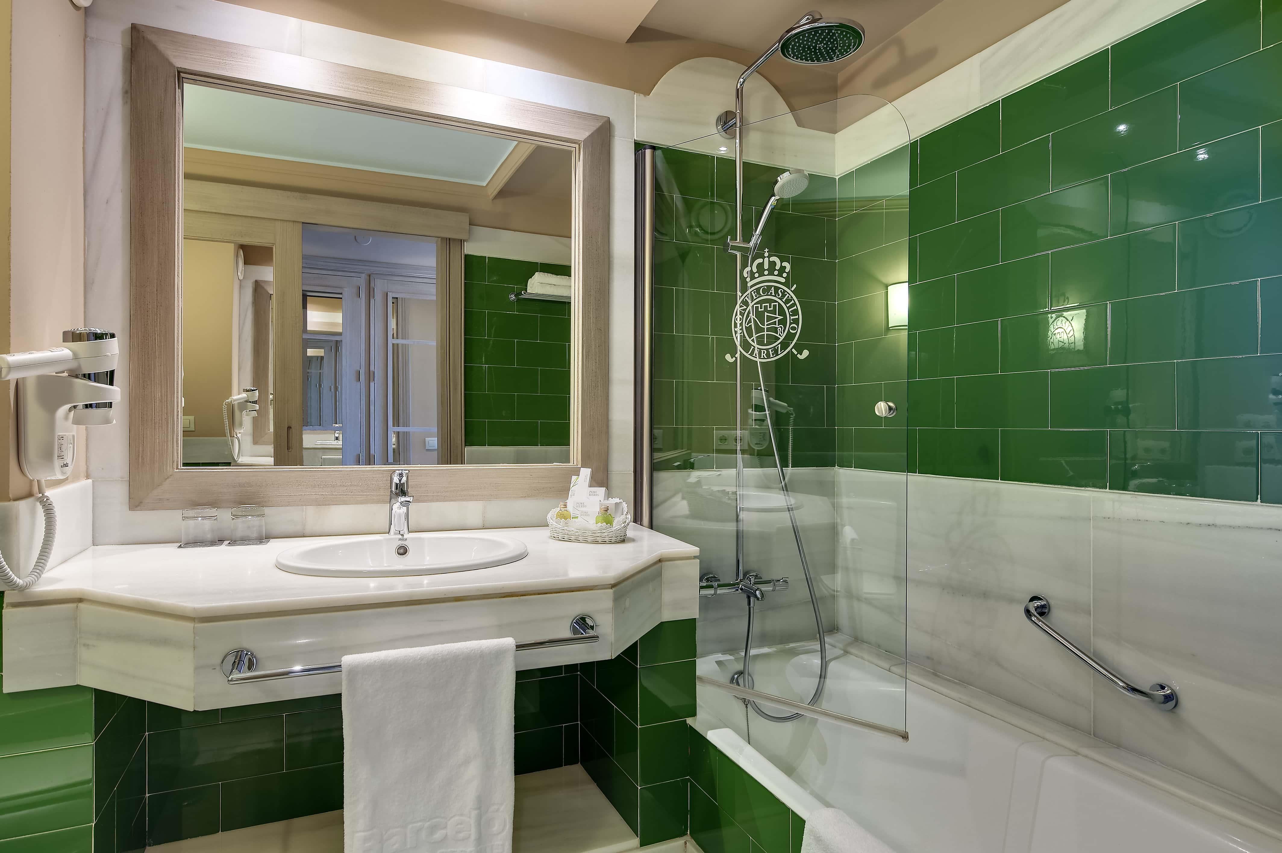 Double or Twin Golf View