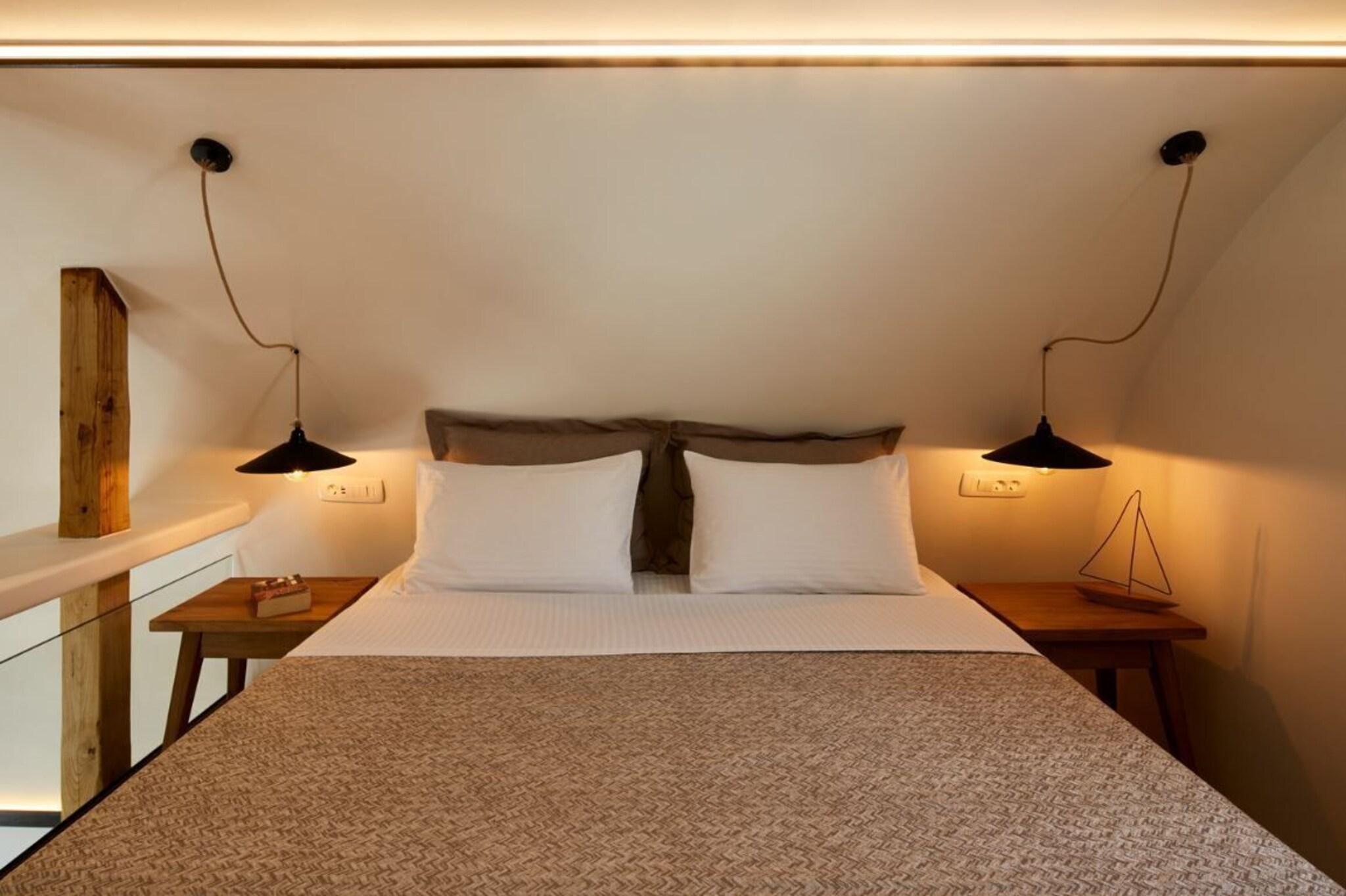 Suite Deluxe Queen Bed